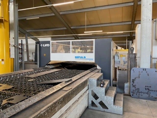 Koneen  LVD Impuls 6020 etunäkymä