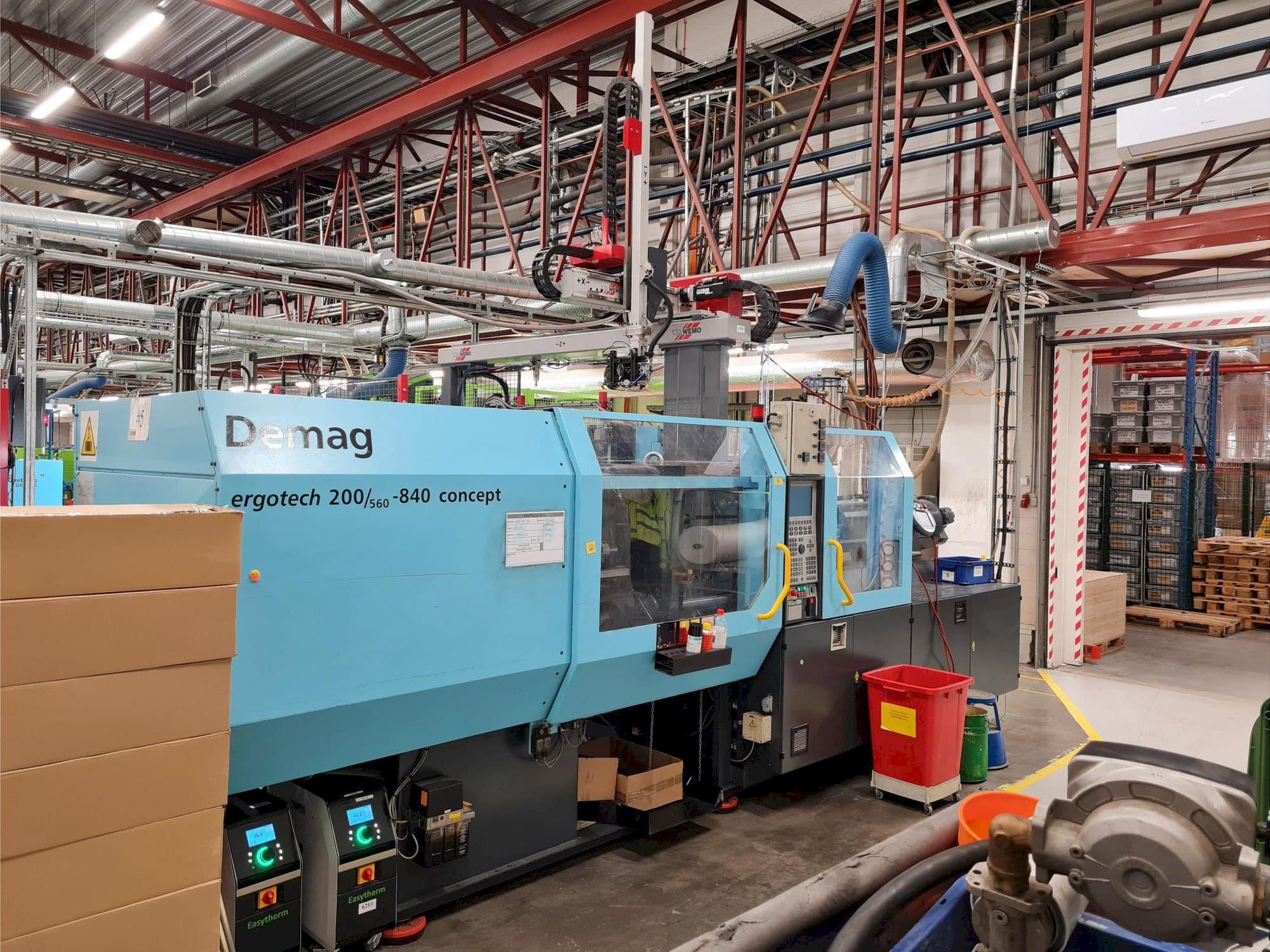 Koneen  DEMAG Ergotech 200/560-840 concept etunäkymä