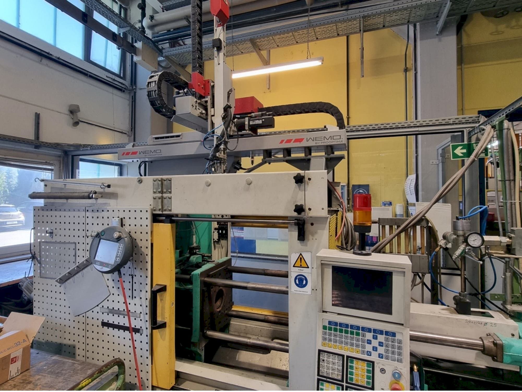 Koneen  Arburg ALLROUNDER Centex 270 C 500 - 250 etunäkymä