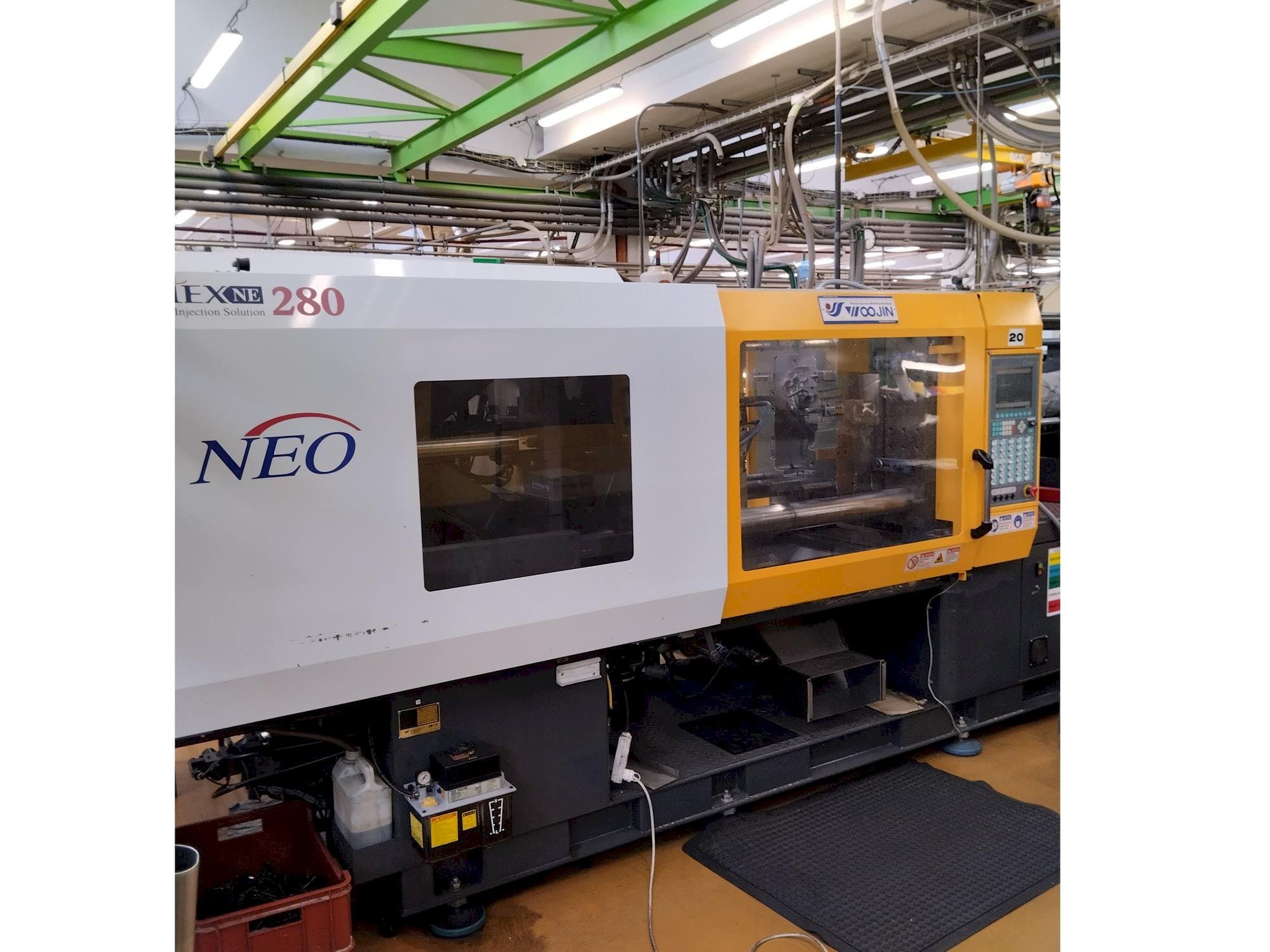 Koneen Selex NE 280 etunäkymä