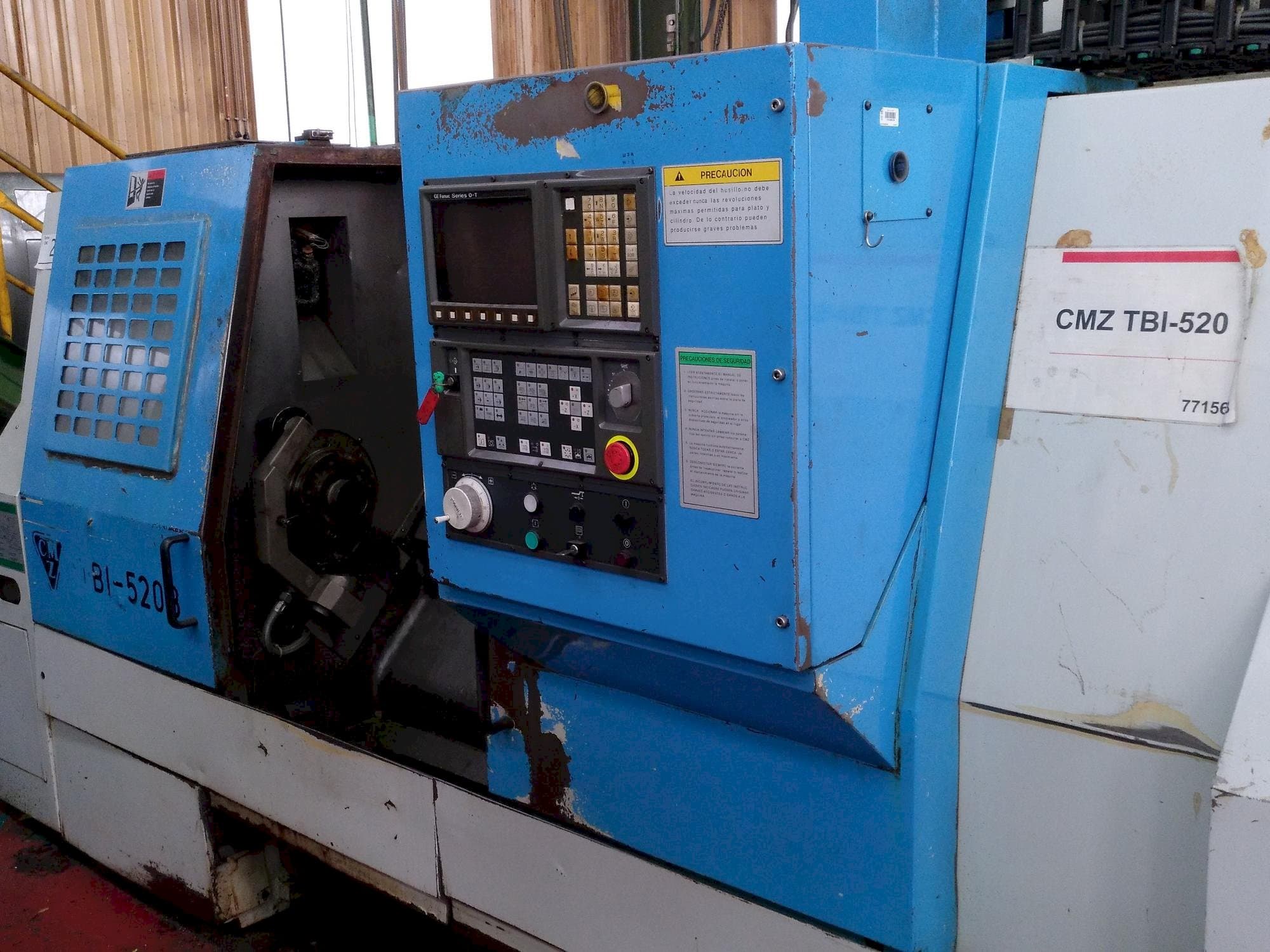 Koneen  CMZ TBI 520 etunäkymä