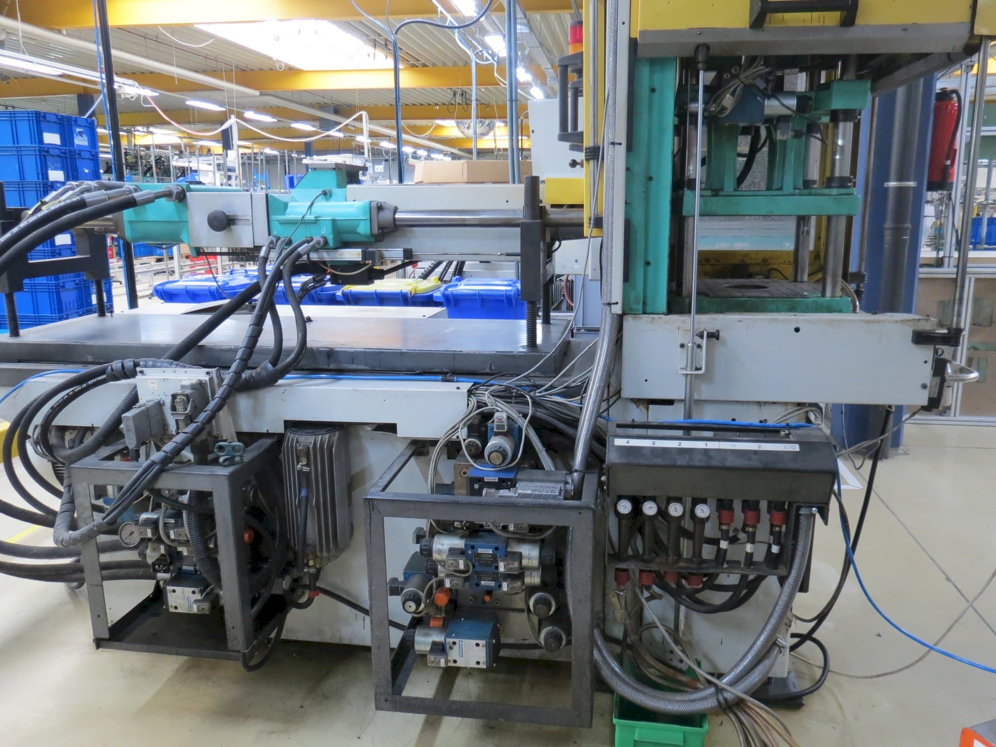 Koneen  Arburg Allrounder 320 C / S 500-250 Vo etunäkymä