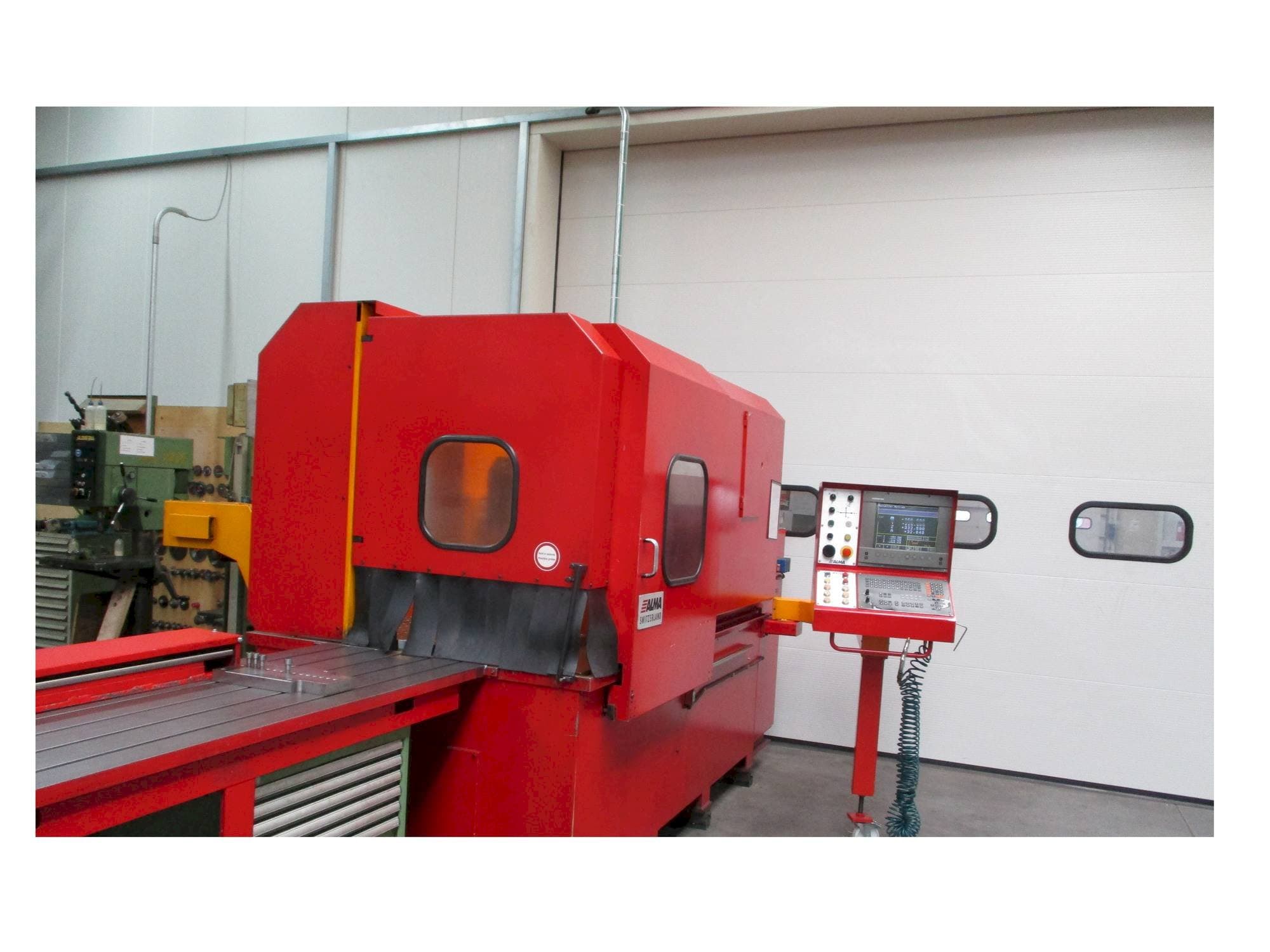 Koneen  ALMA SWITZERLAND Alma Hbz-500 etunäkymä