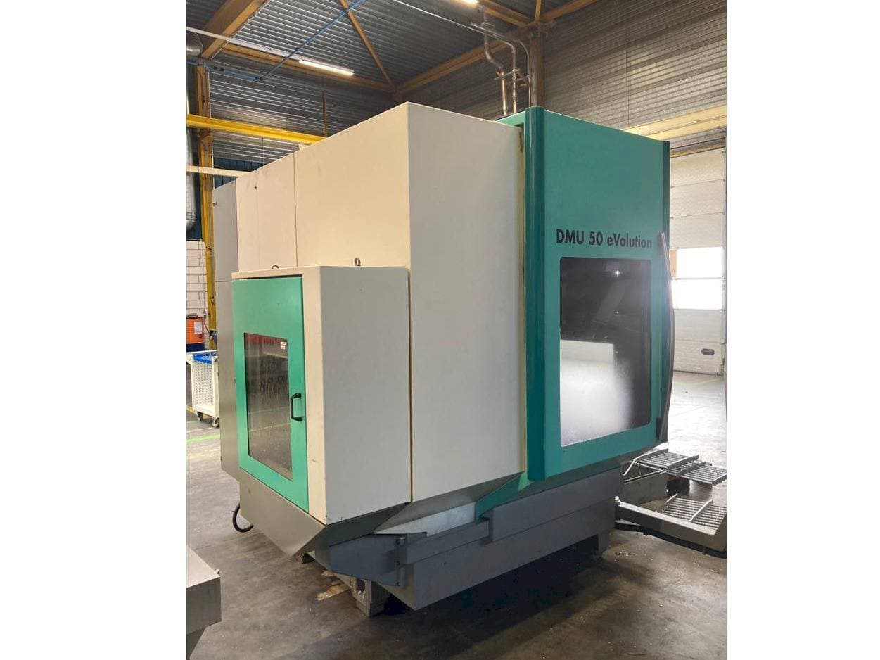 Koneen  DECKEL MAHO DMG 50Evo etunäkymä