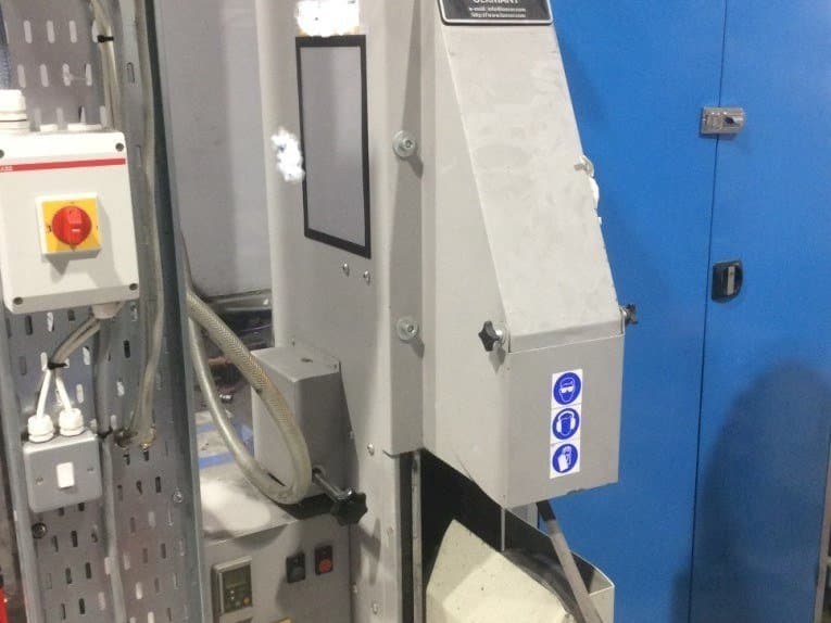 Koneen  Loeser KS 100 etunäkymä