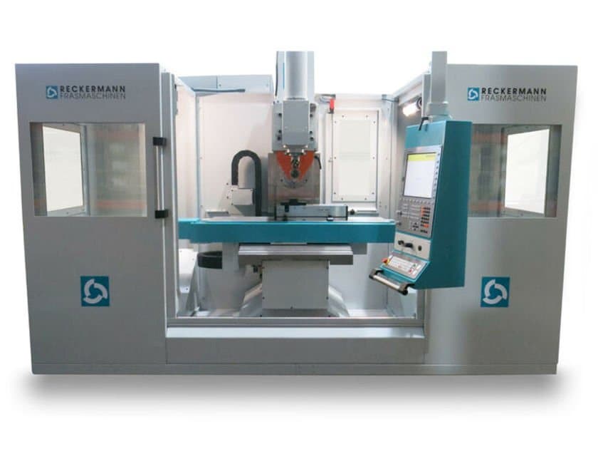 Koneen  RECKERMANN 1300 etunäkymä