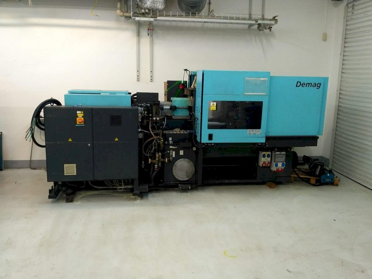 Koneen  DEMAG Ergotech Concept 800/420-310 etunäkymä