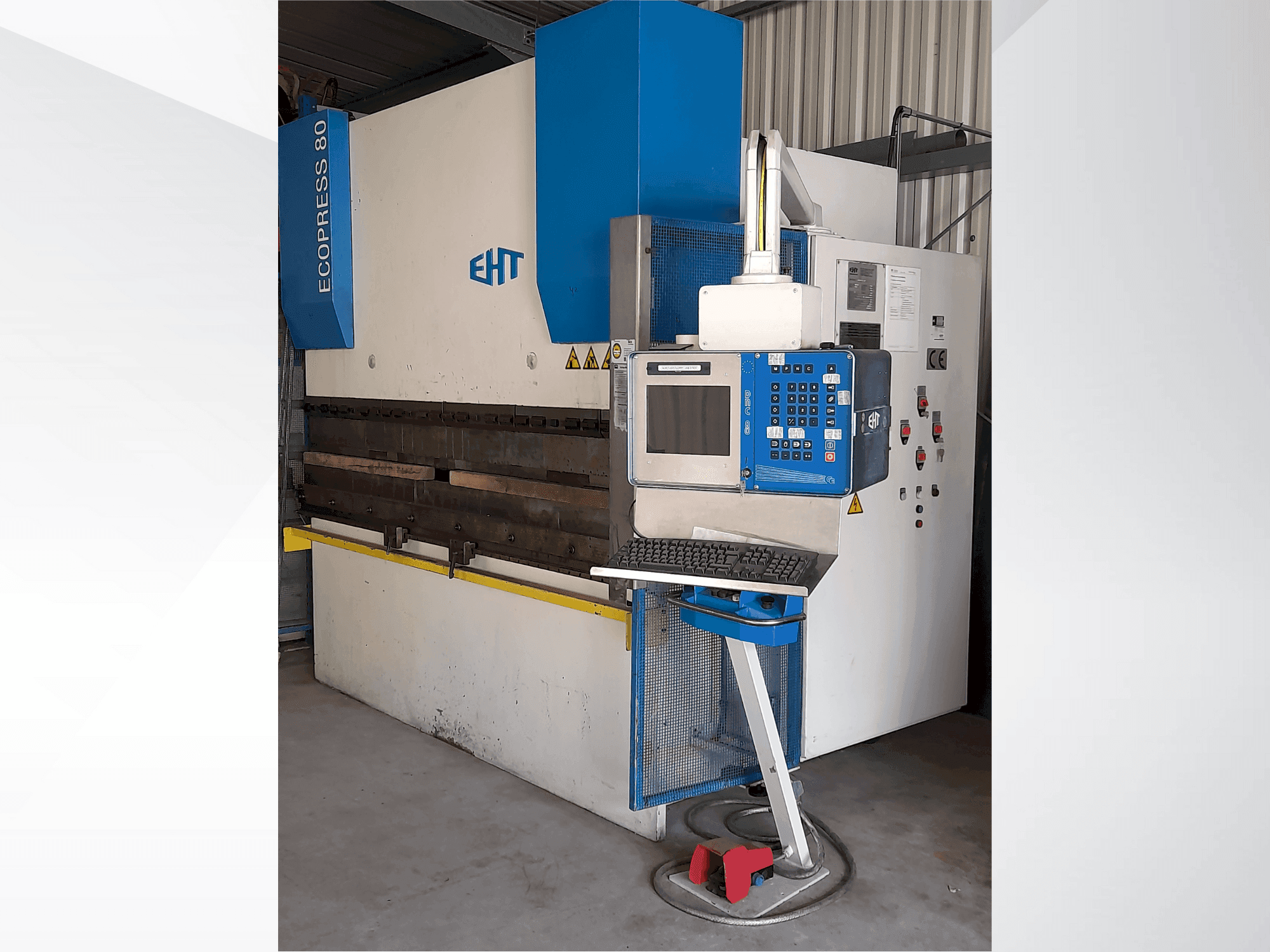 Koneen  EHT Ecopress 80 etunäkymä