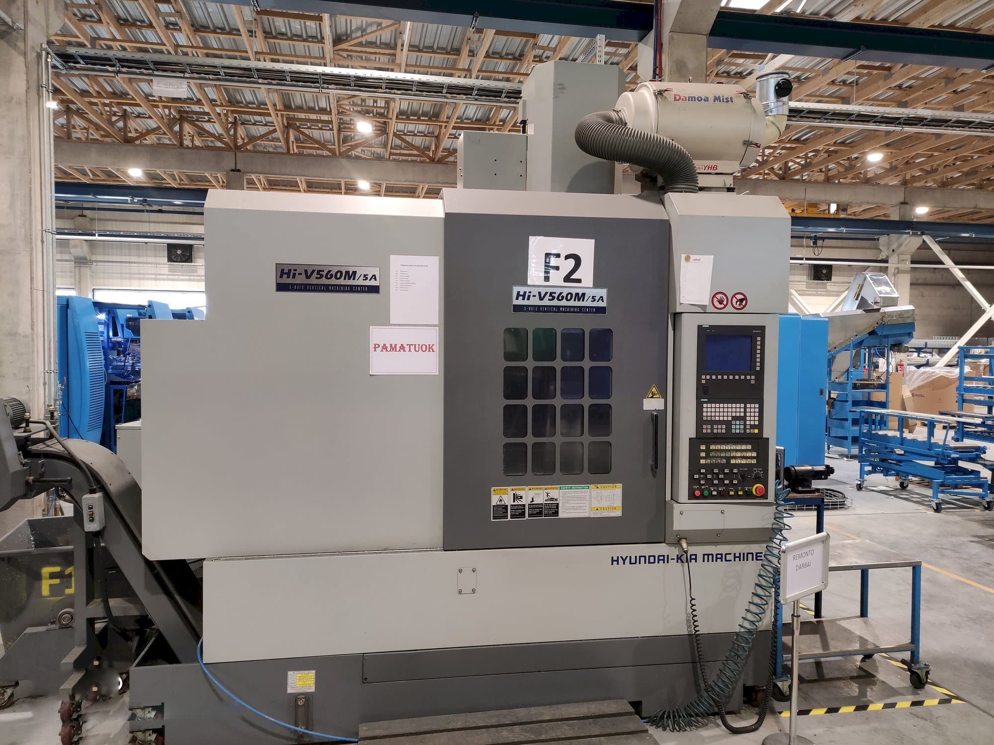 Koneen  Hyundai Kia Hi-V560M/5A etunäkymä