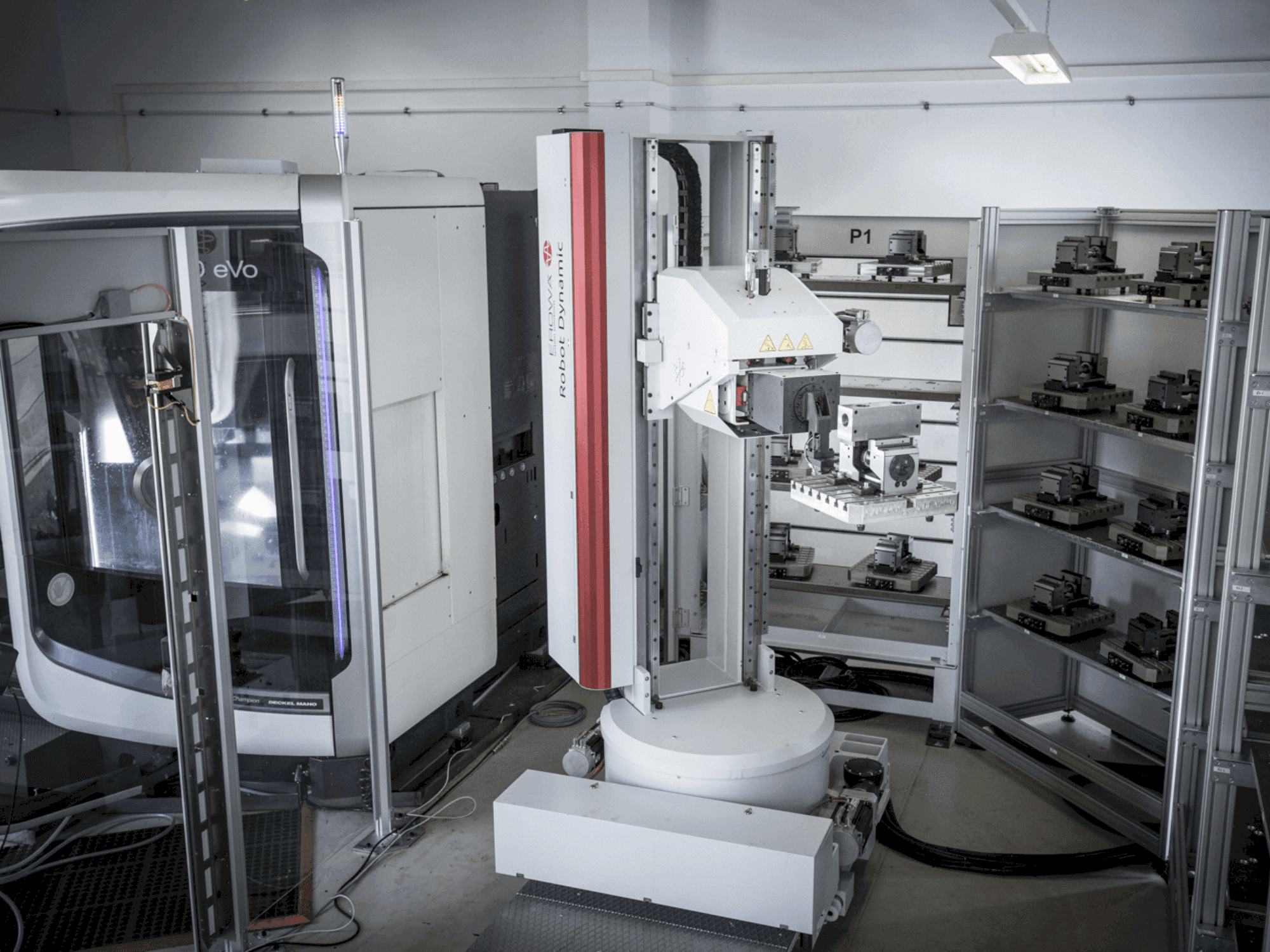 Koneen  DMG MORI DMU 60 EVO etunäkymä