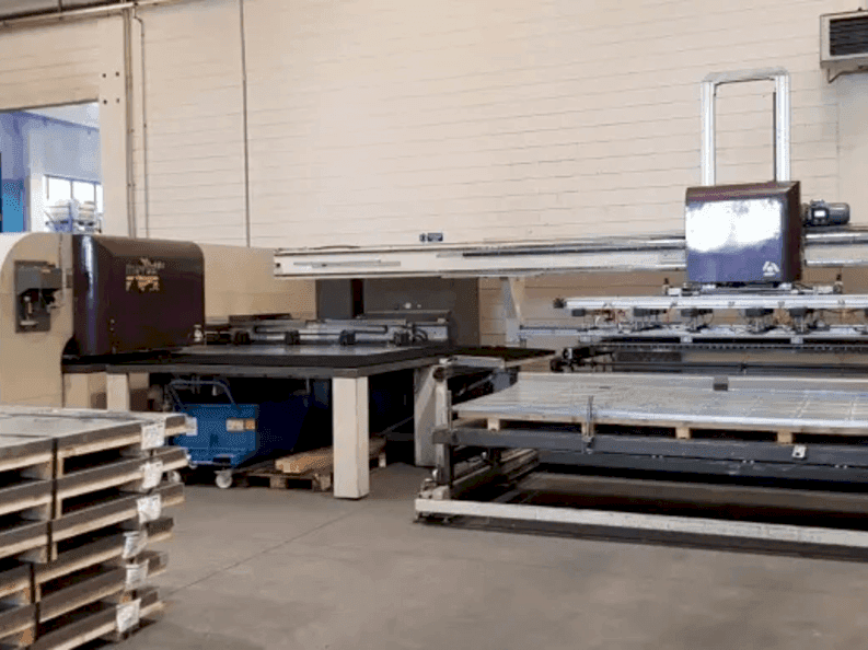 Koneen  DANOBAT P1631 etunäkymä