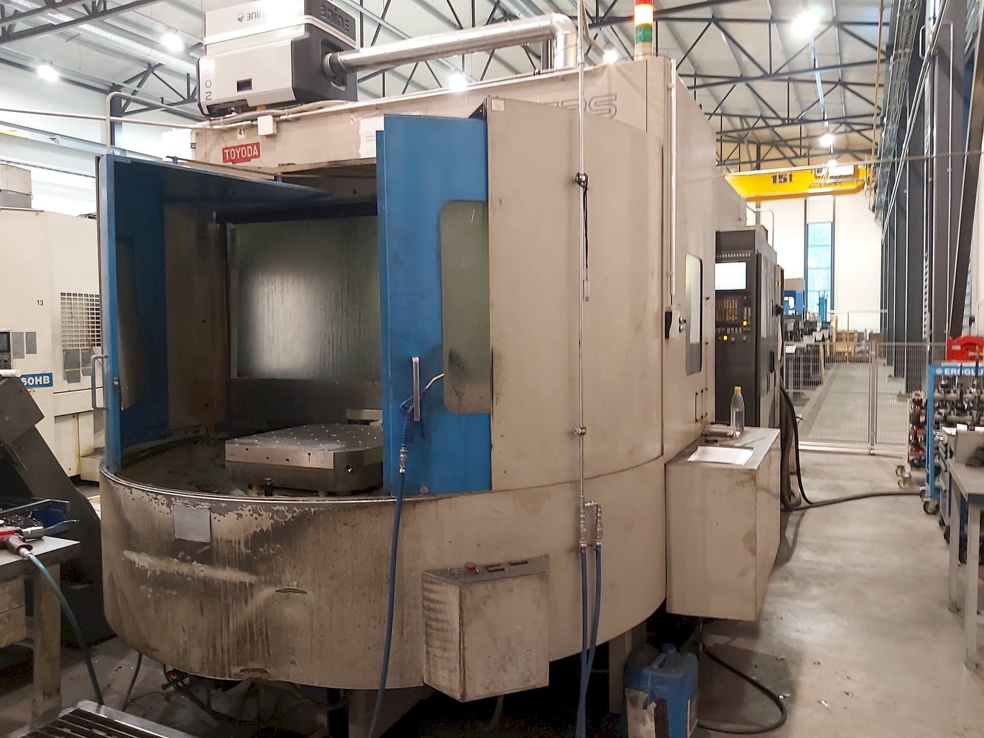 Koneen  TOYODA FH63 etunäkymä