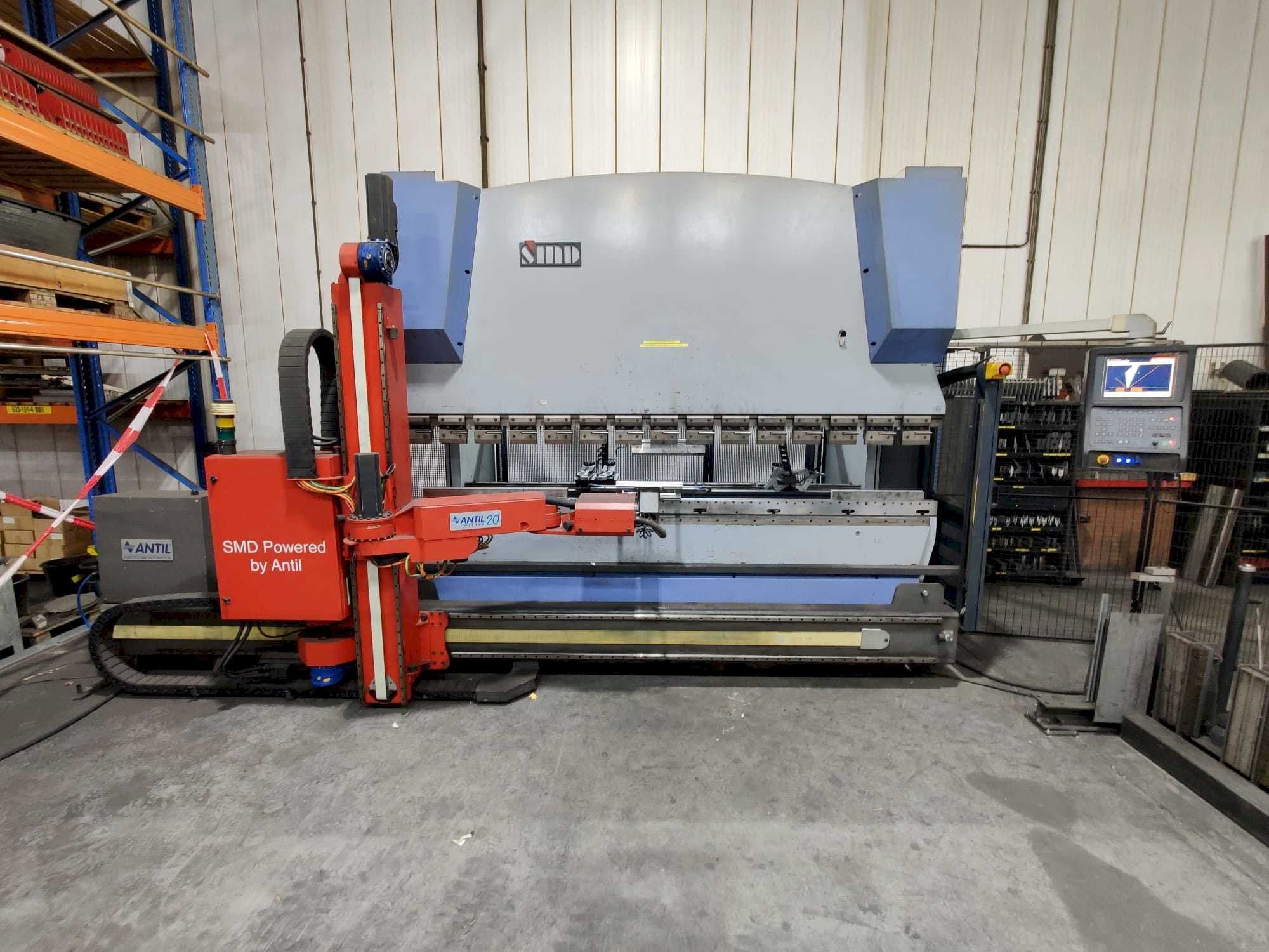 Koneen  SMD PBH 110-3100-4C etunäkymä