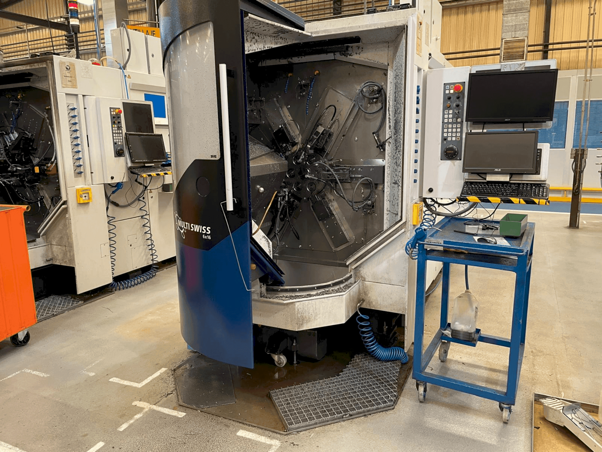 Koneen  TORNOS MultiSwiss 6x16 etunäkymä