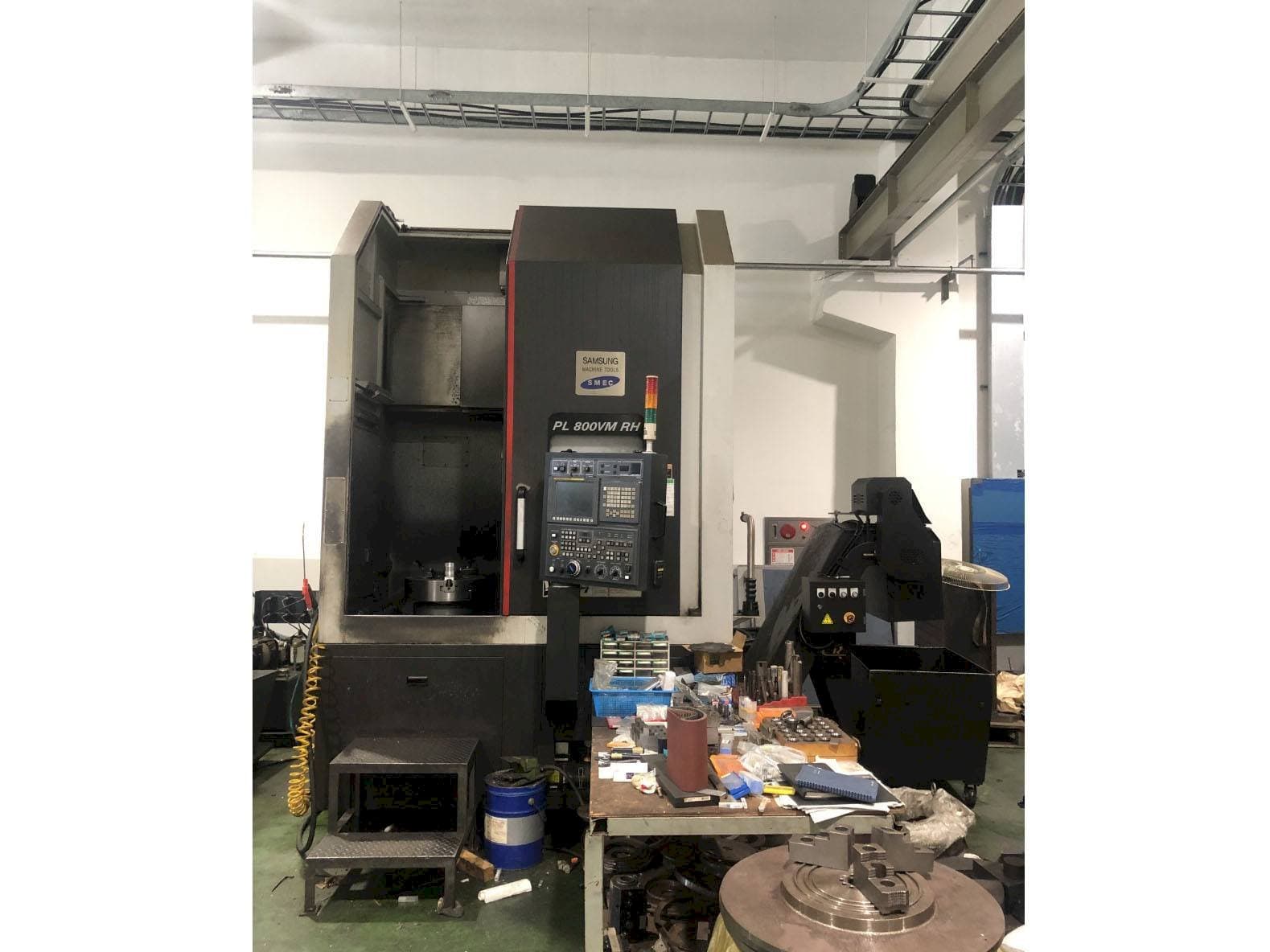 Koneen SMEC PL 800VM RH etunäkymä