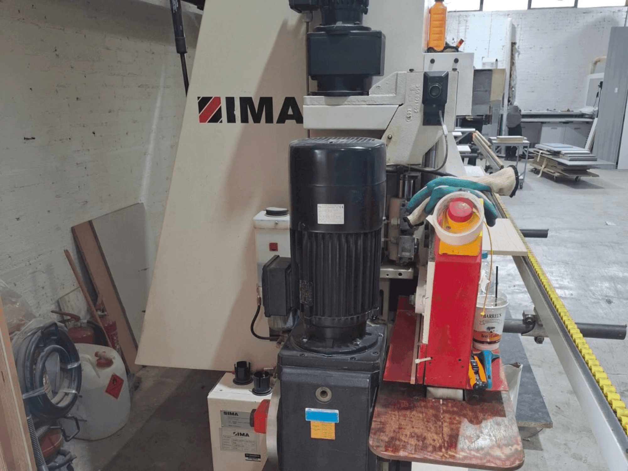 Koneen  IMA NOVIMAT CONCEPT I /G80/5325/L20 etunäkymä