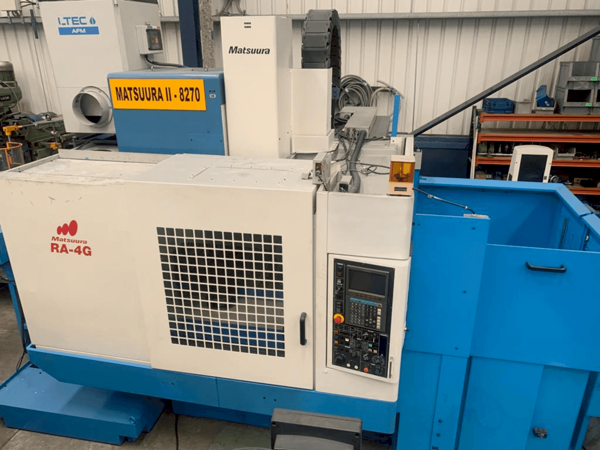 Koneen  Matsuura RA-4G etunäkymä