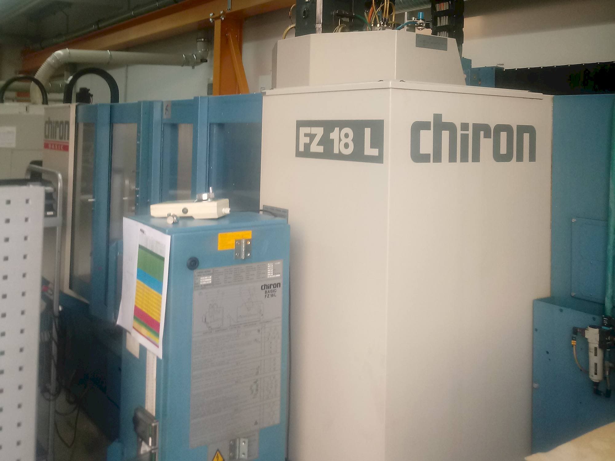 Koneen  CHIRON FZ 18 L 2000 etunäkymä