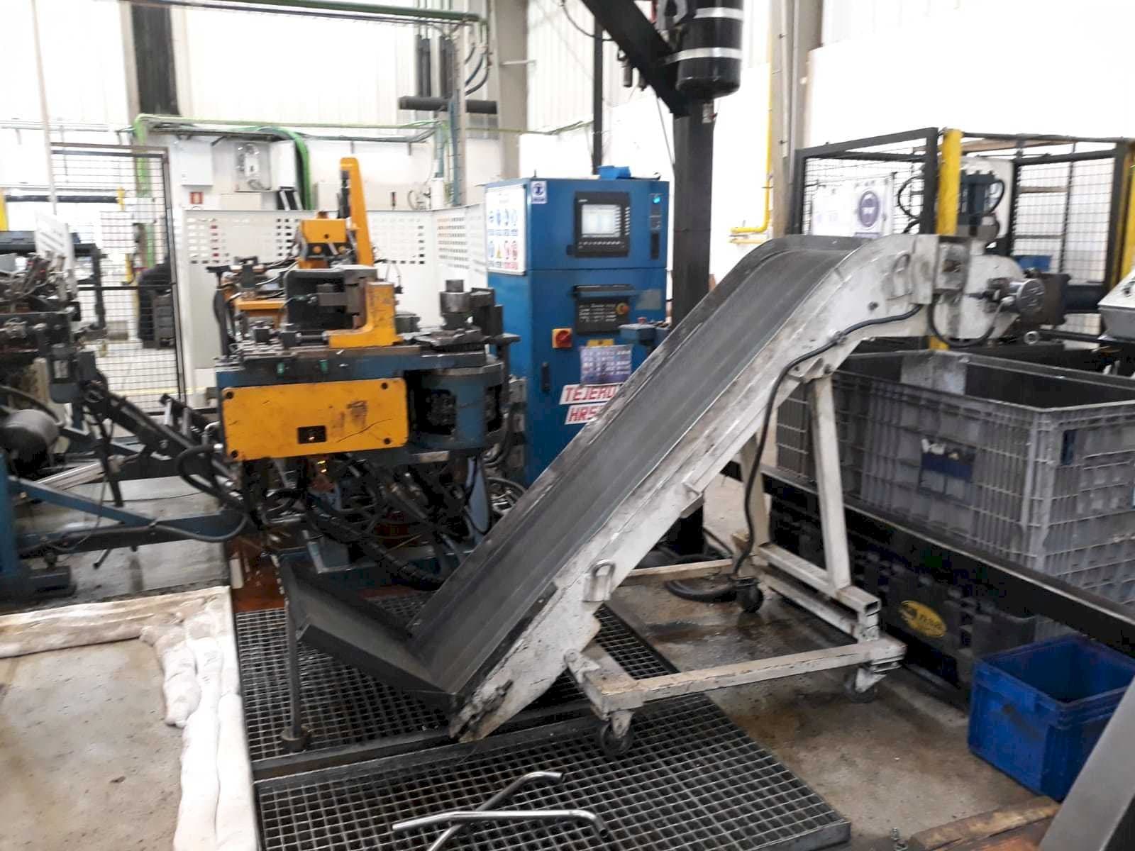 Koneen  Tejero HR-50-CNC etunäkymä