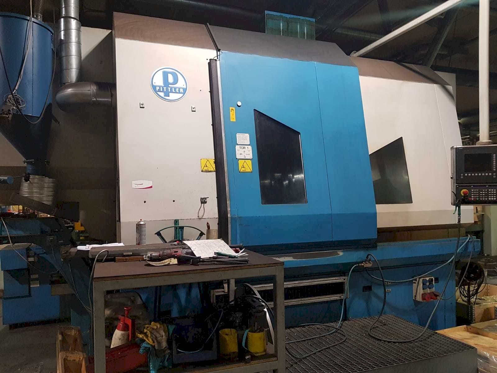 Koneen  Pittler PV 1000 etunäkymä