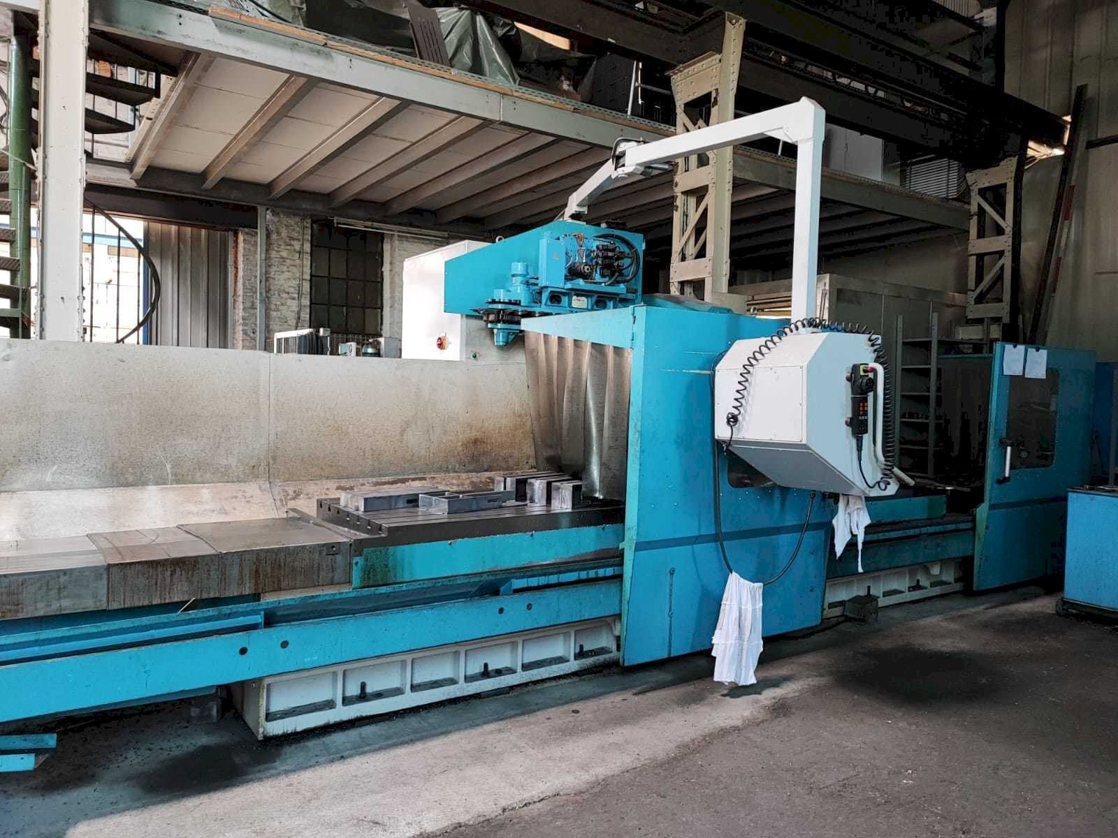 Koneen  MTE BF 4200 etunäkymä