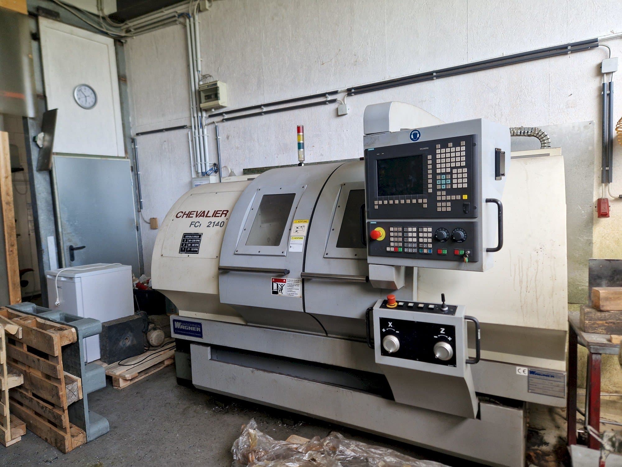 Koneen  Chevalier FCL 2140 S etunäkymä