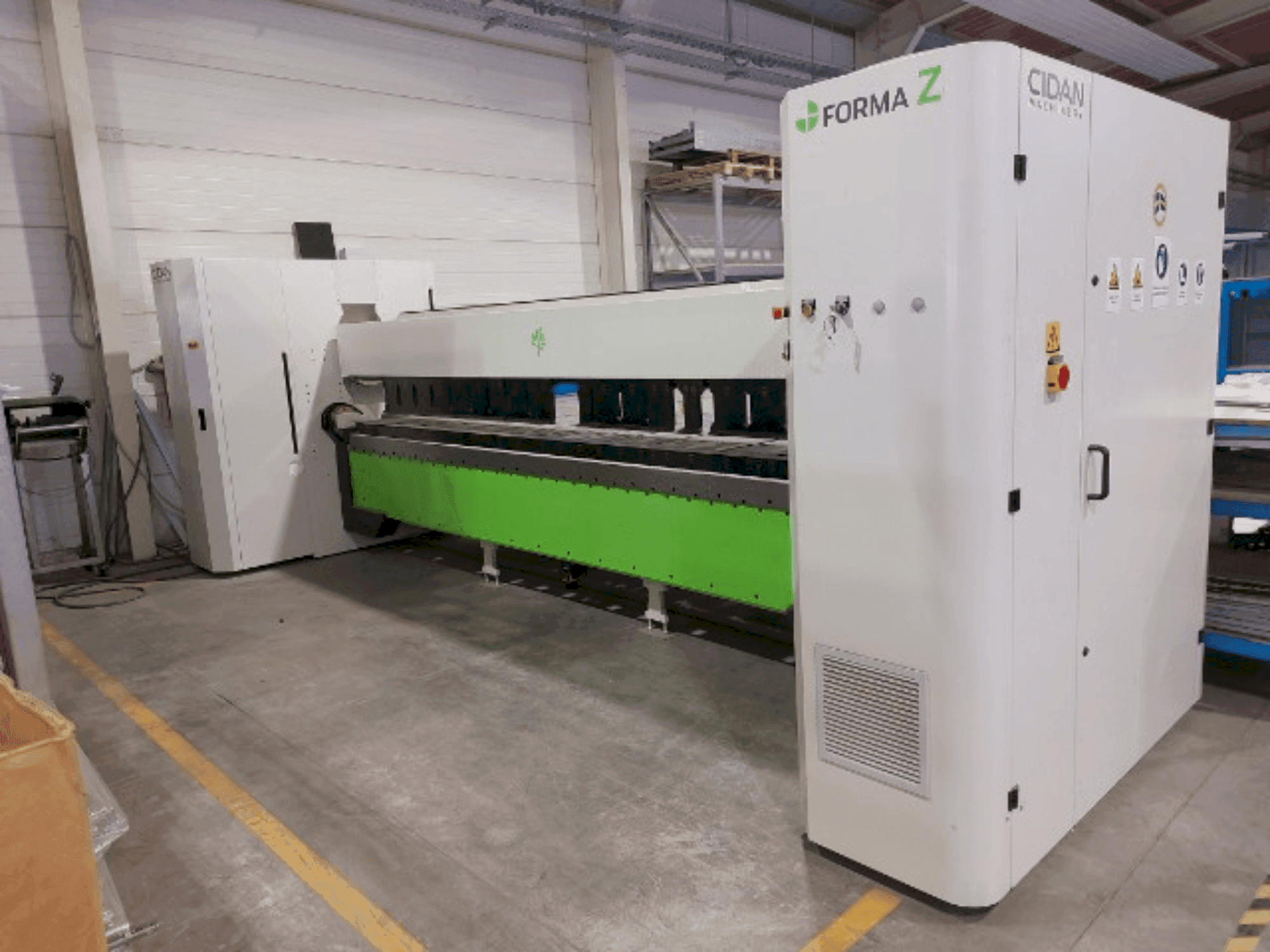 Koneen  CIDAN FORMA Z 40 etunäkymä