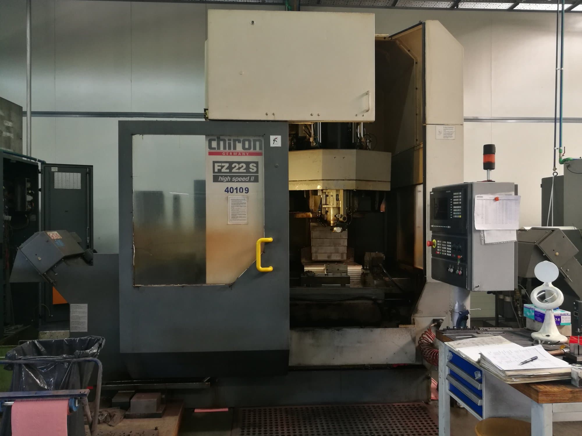 Koneen  Chiron etunäkymä FZ 22 S