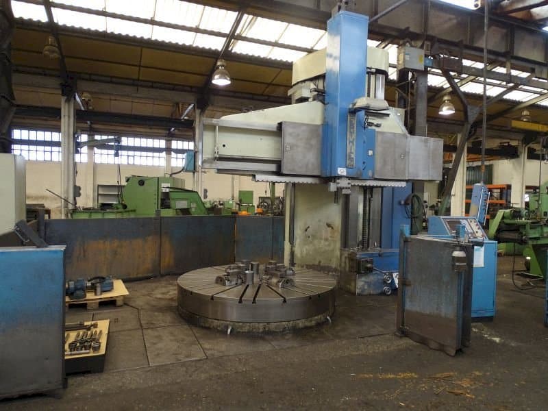 Koneen  Berthiez									 BM 225 etunäkymä