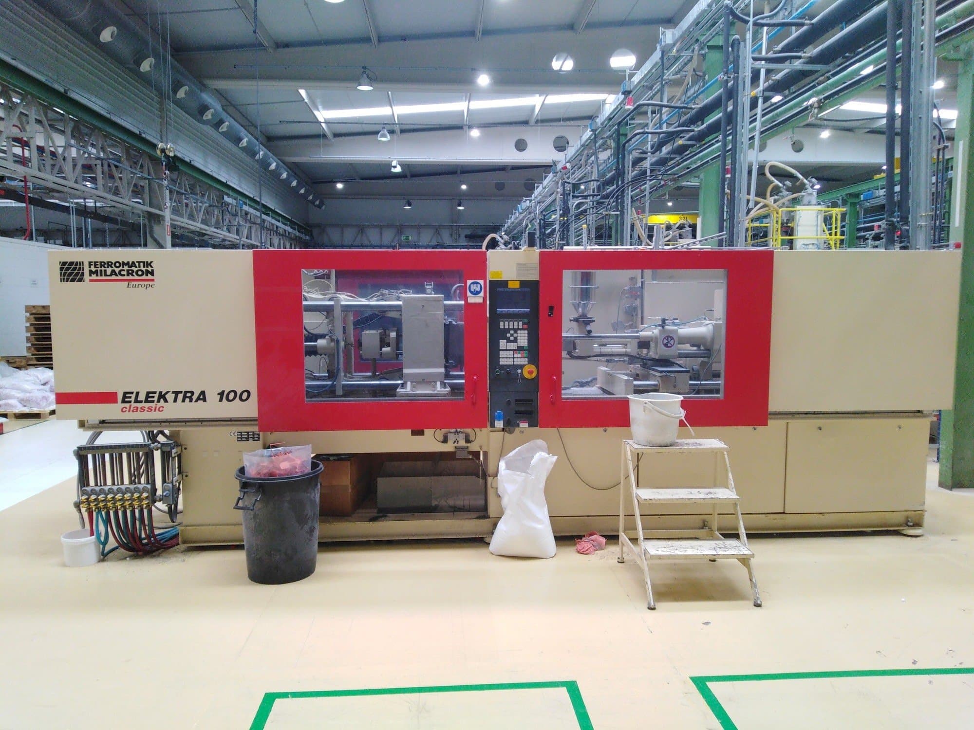 Koneen  Ferromatik Electra 100 etunäkymä