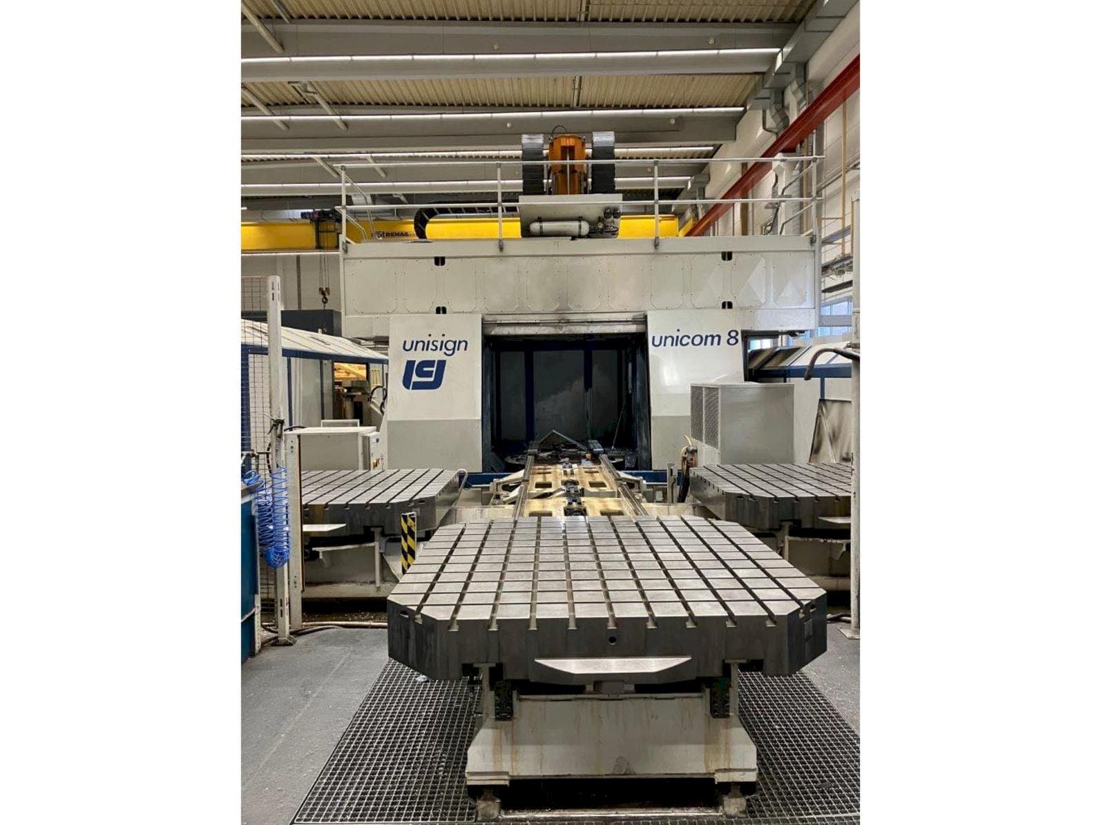 Koneen  Unisign Unicom 8 etunäkymä