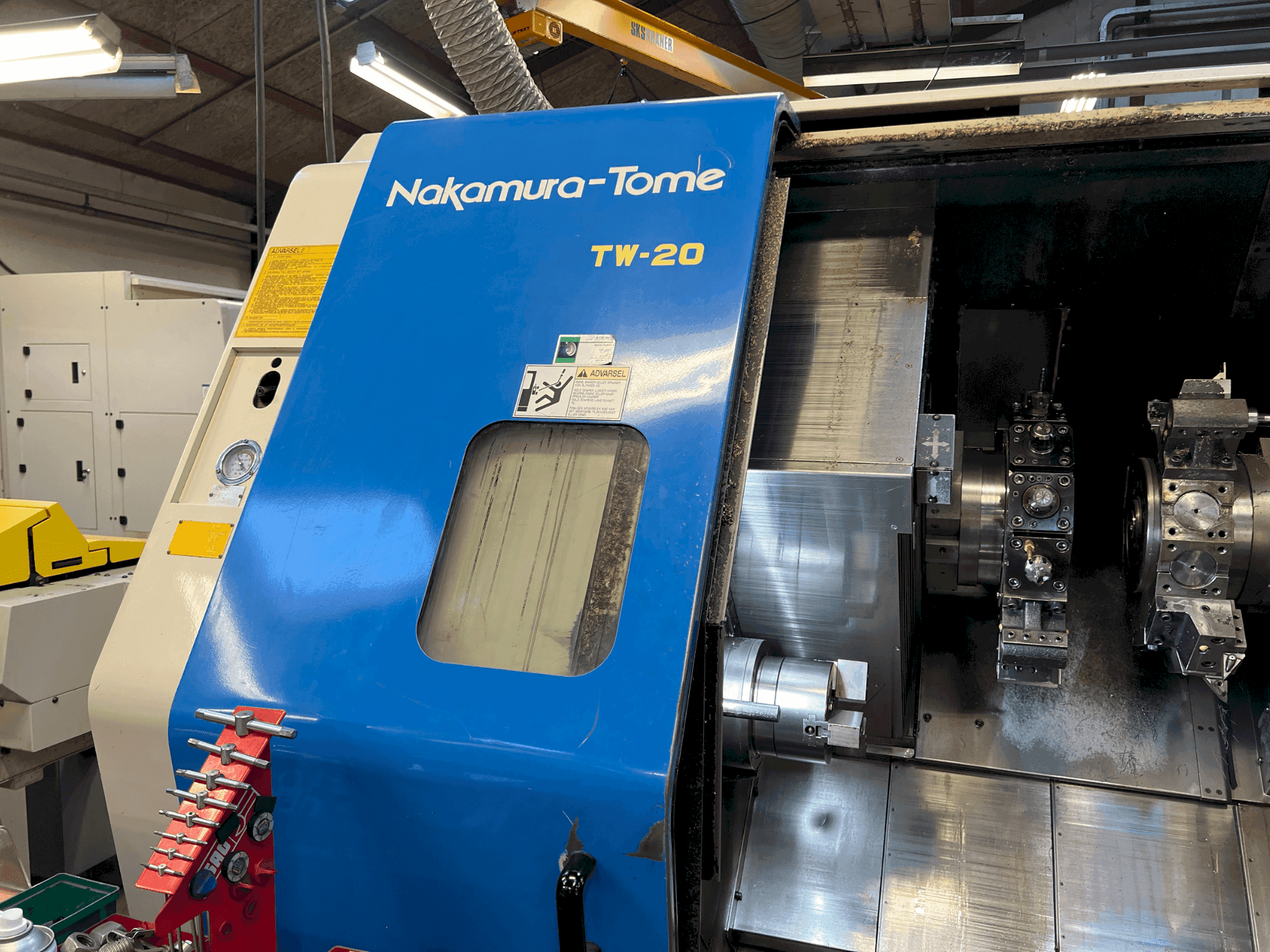 Koneen  NAKAMURA TW-20 etunäkymä