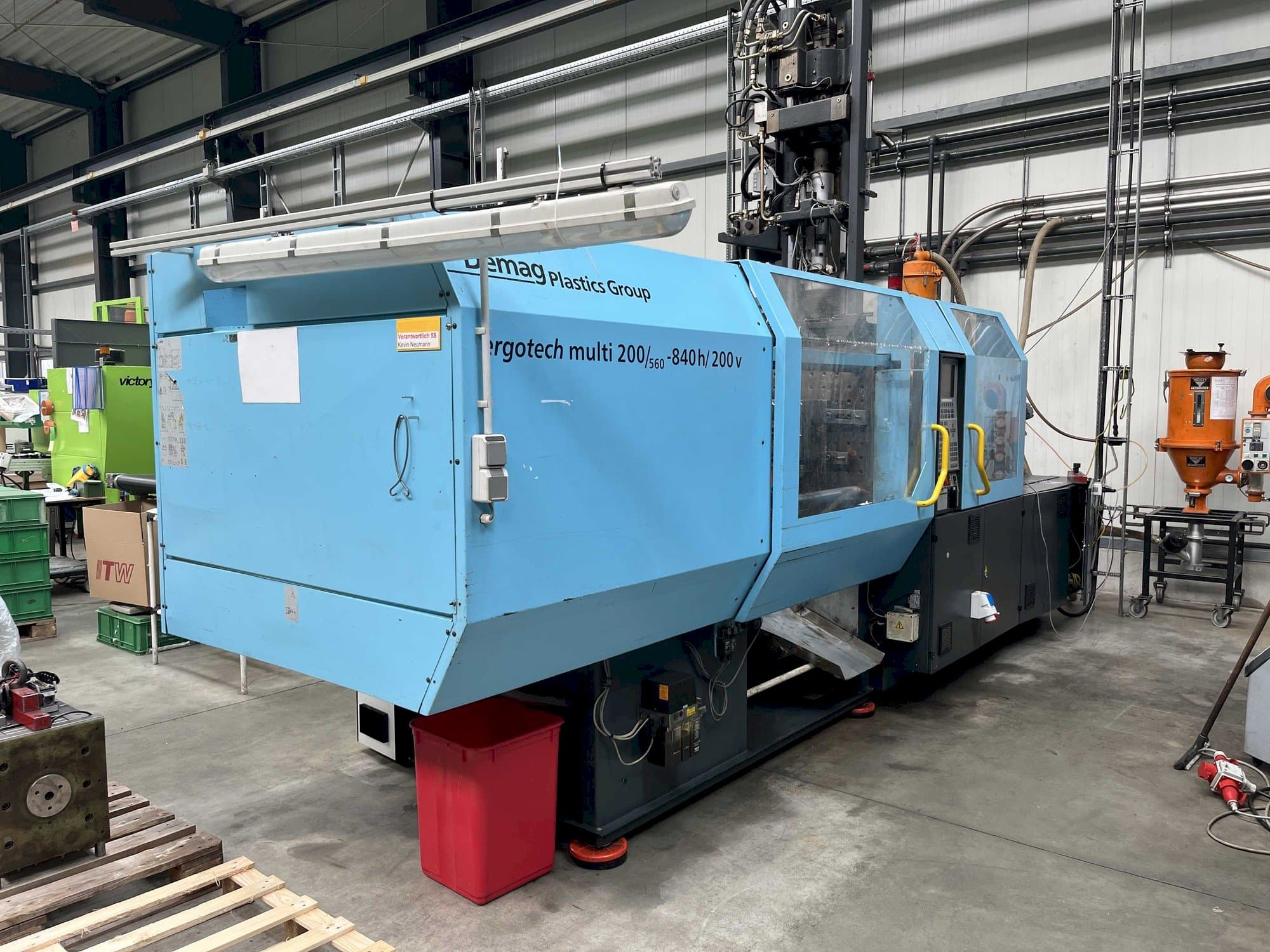 Koneen  DEMAG Ergotech multi 200/560 - 840h/200V etunäkymä