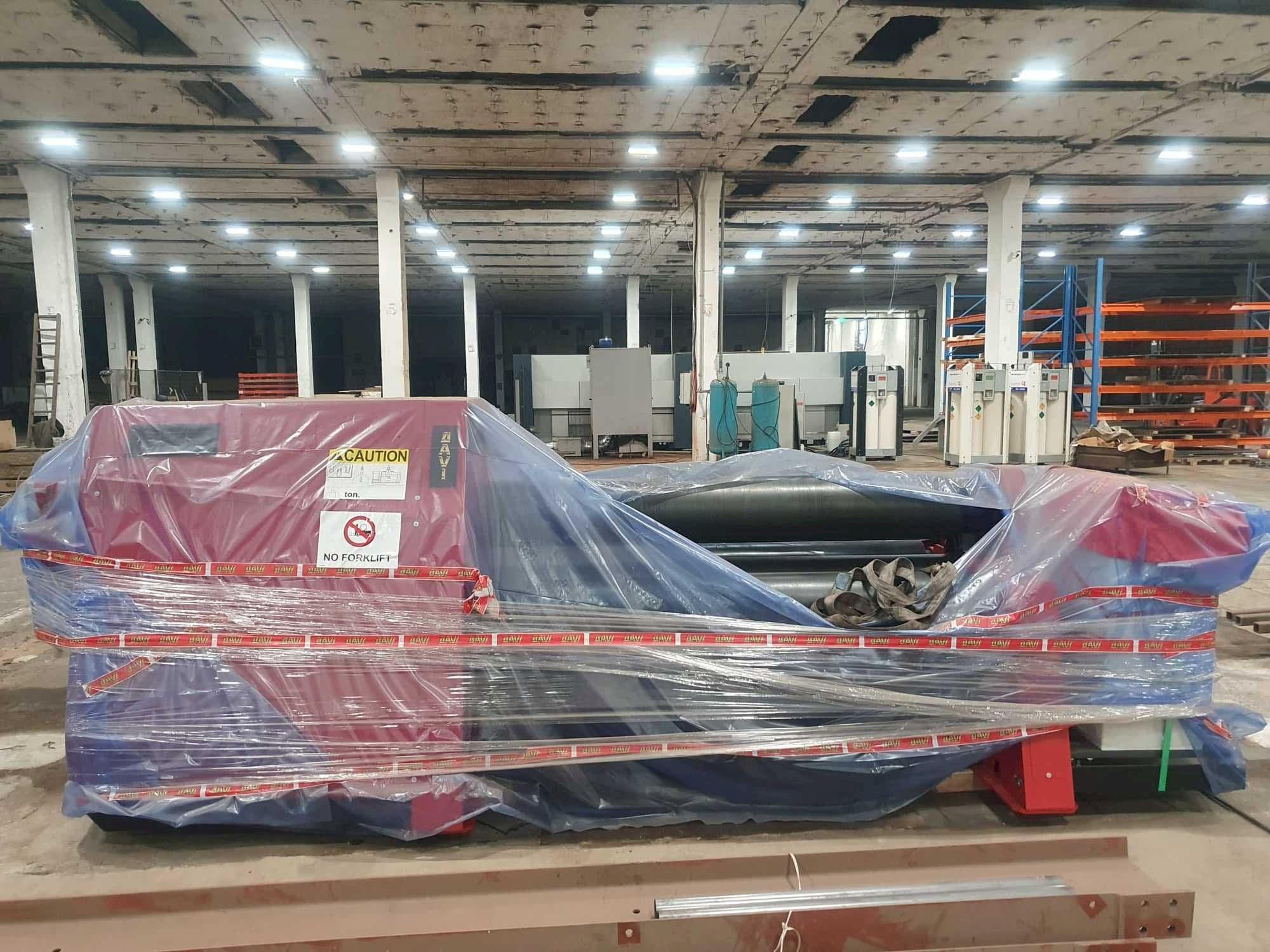 Koneen  Davi MCB E20 etunäkymä