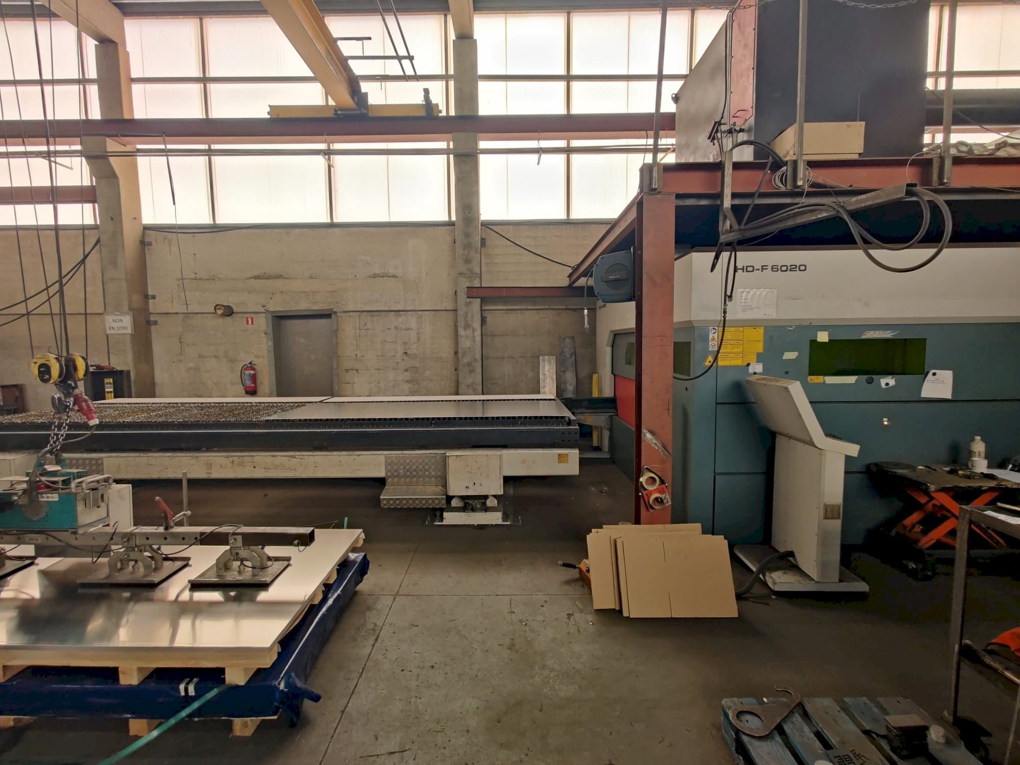 Koneen  Durma HD-F 6020 III etunäkymä