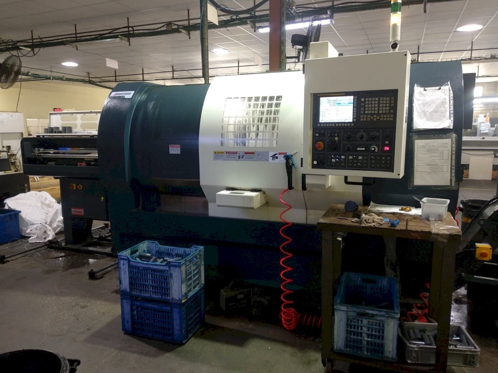 Koneen  Johnford SL-40 etunäkymä