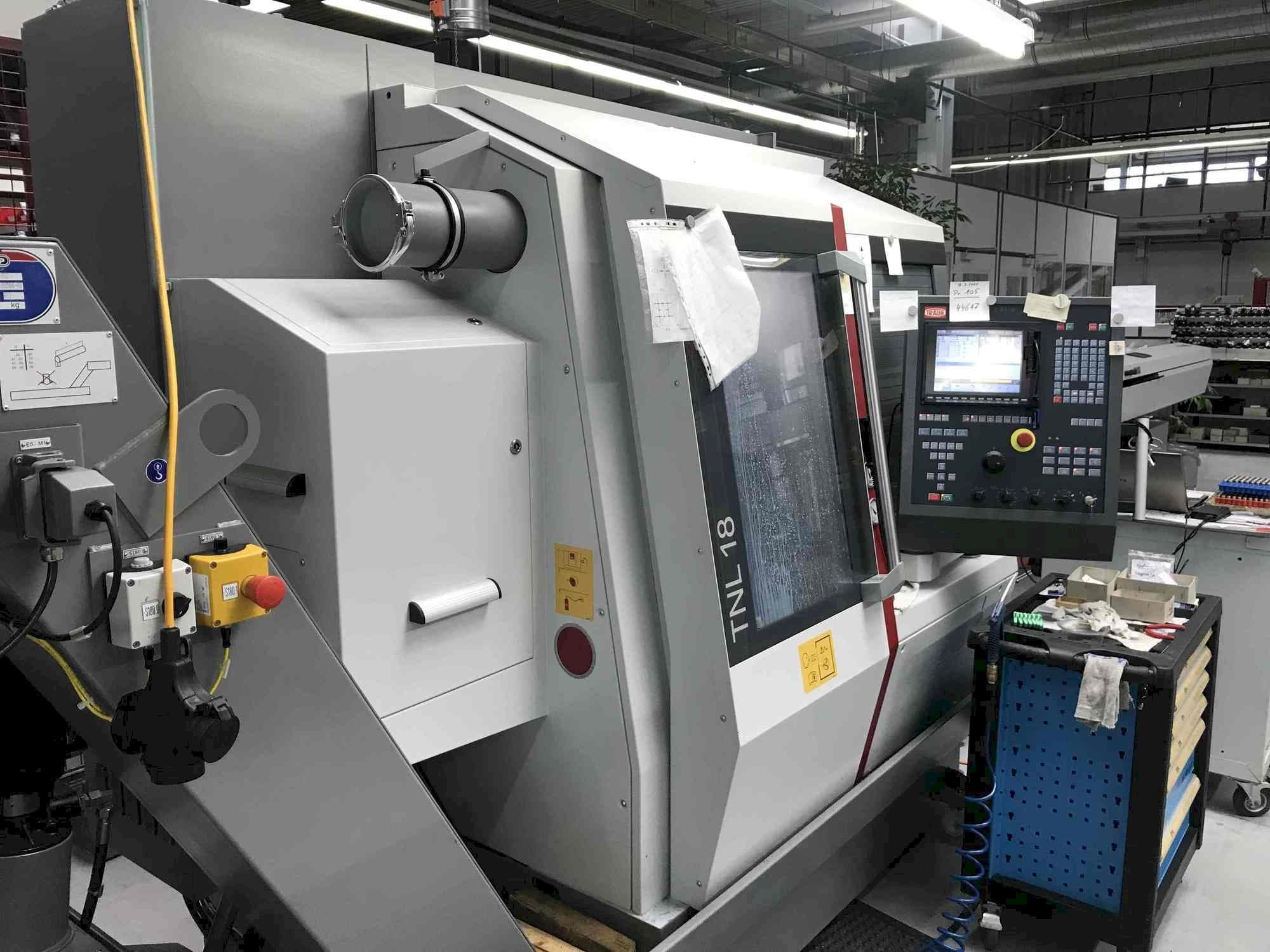 Koneen  TRAUB TNL 18-9P etunäkymä