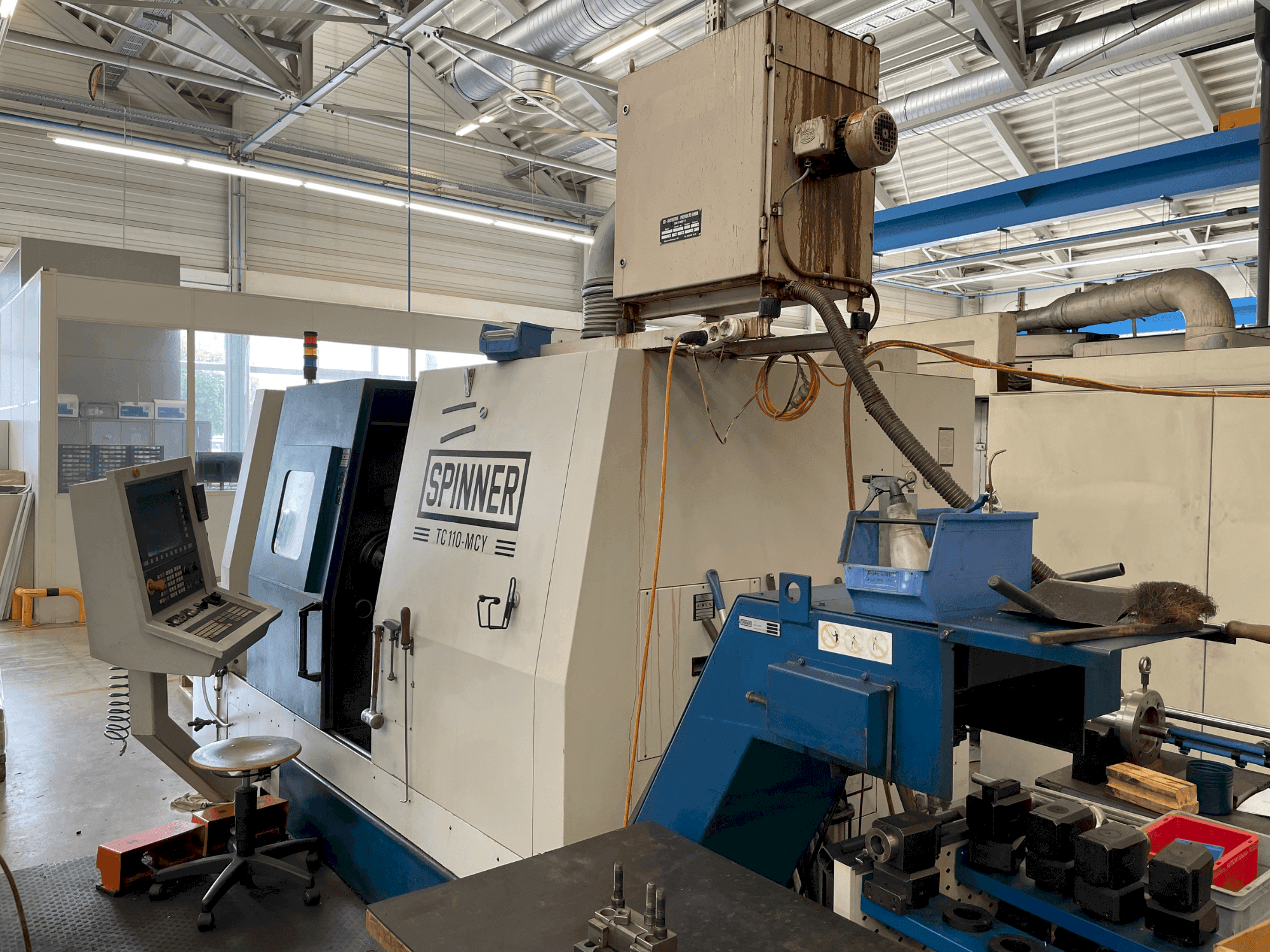 Koneen  SPINNER TC 110 etunäkymä