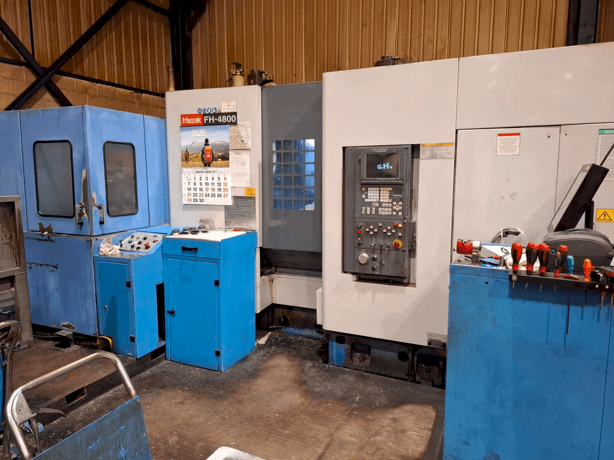 Koneen  Mazak FH-4800 etunäkymä