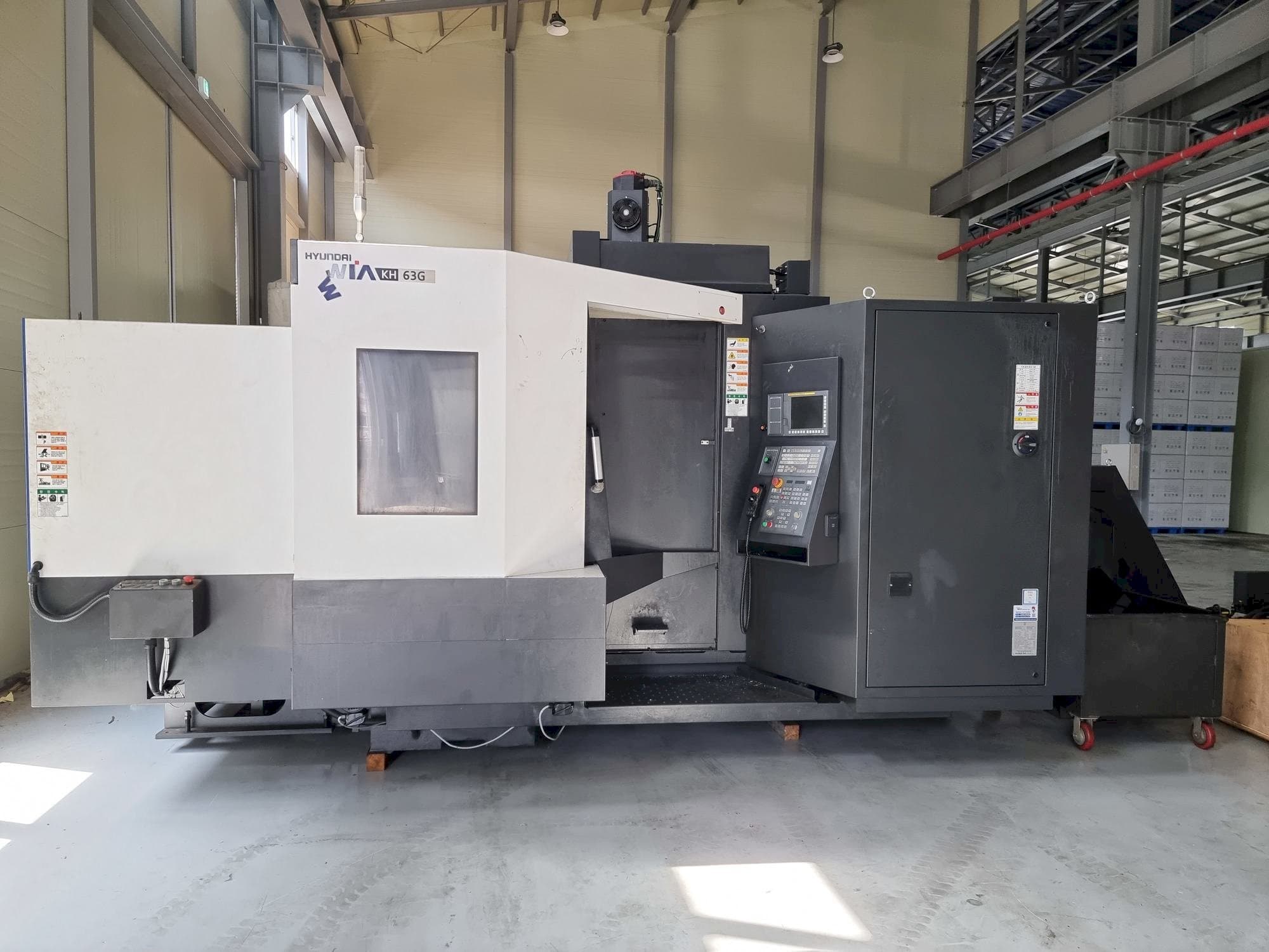 Koneen  Hyundai Wia KH63G etunäkymä