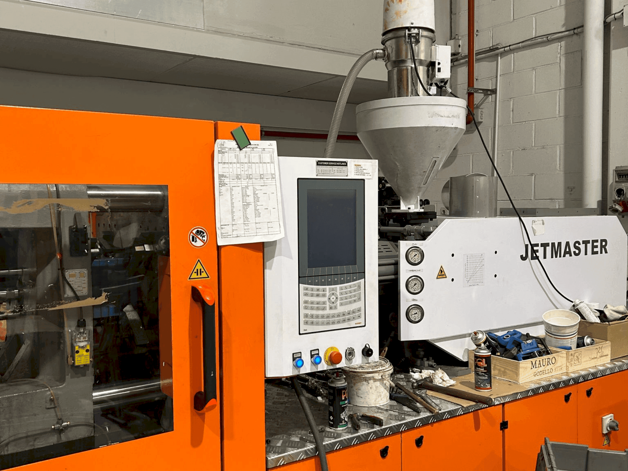 Koneen  CHEN HSONG JM200-MK6e etunäkymä