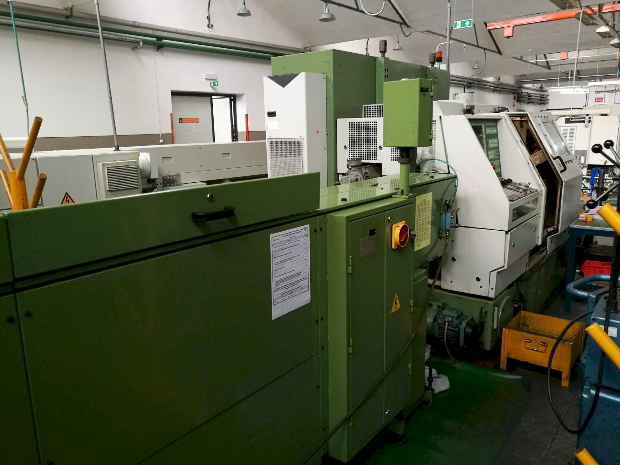 Koneen  TRAUB TNS 30/42 D etunäkymä