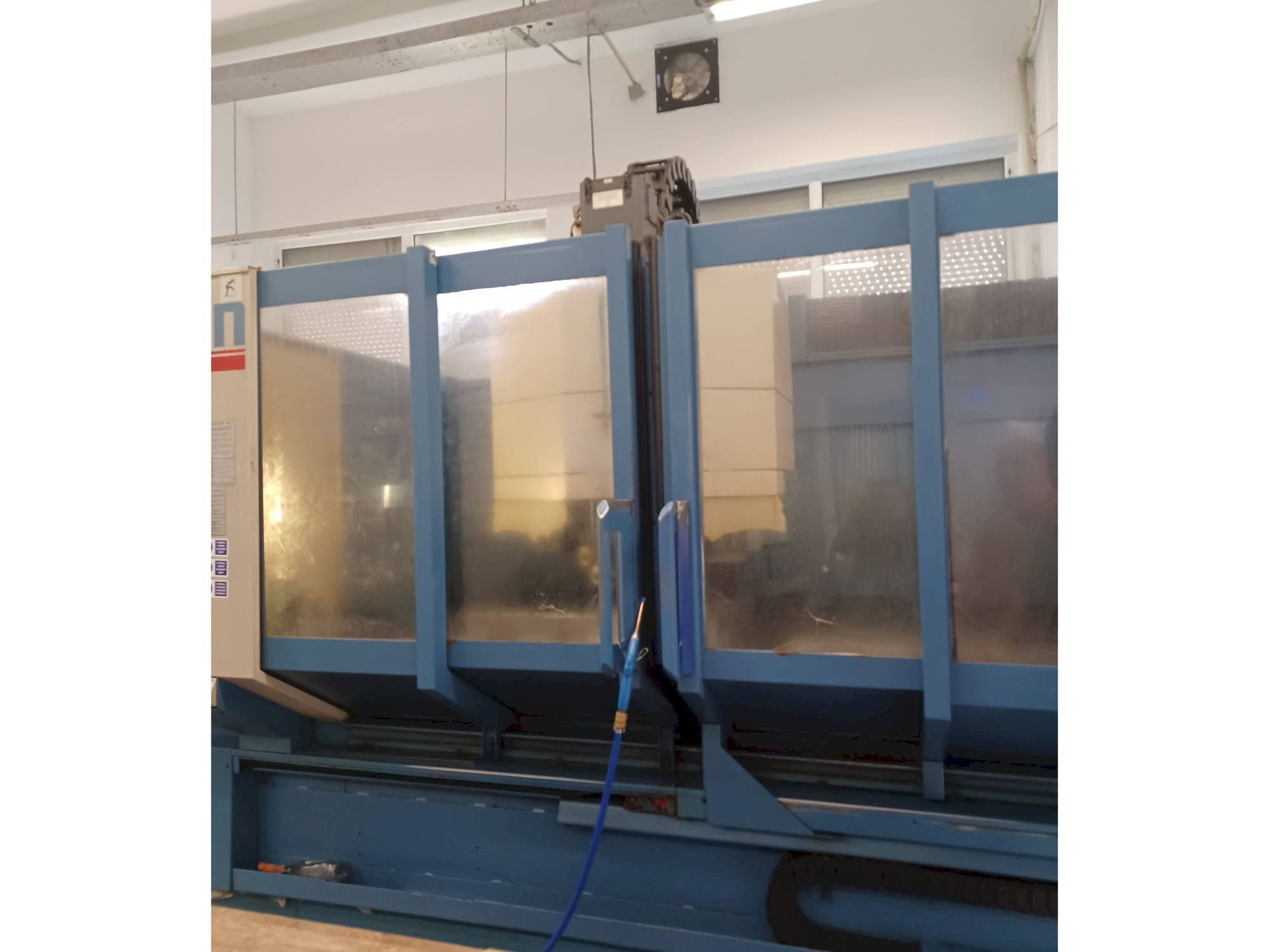 Koneen  CHIRON FZ 18 L etunäkymä