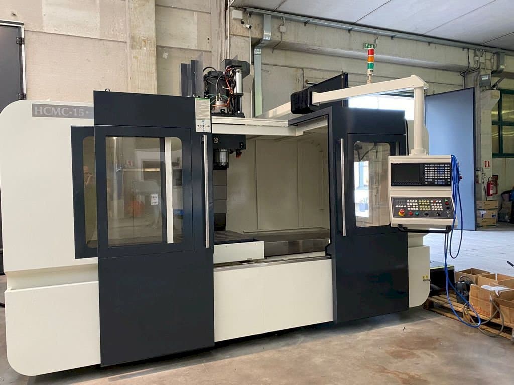 Koneen  Hartford HCMC-15 etunäkymä