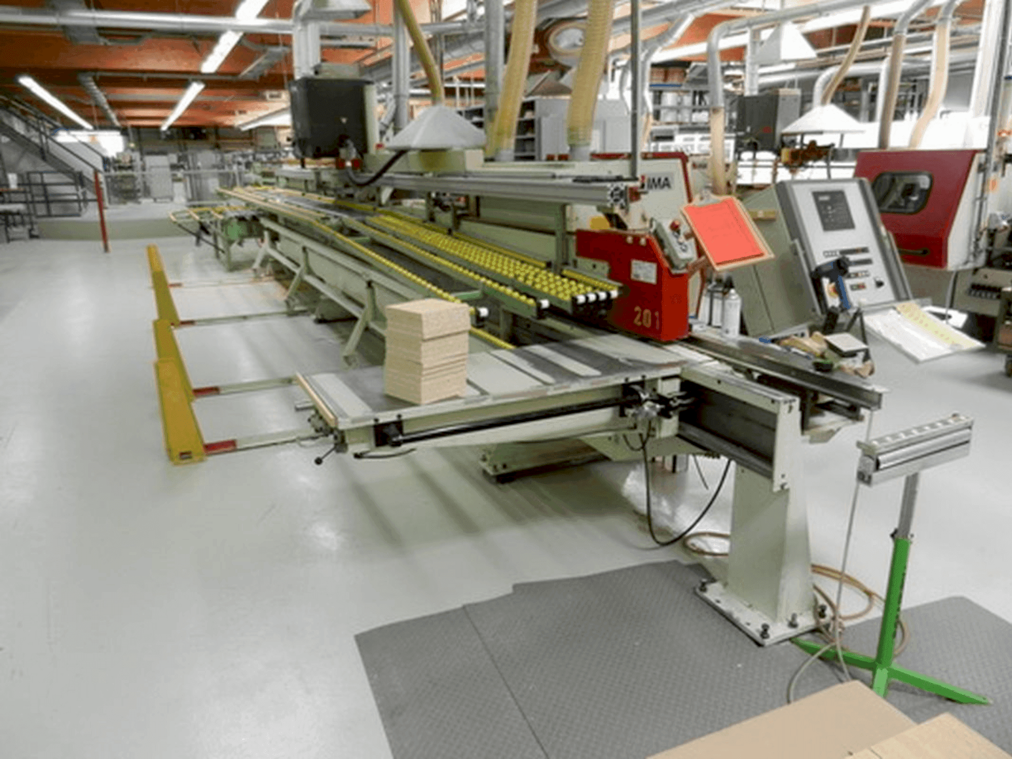 Koneen  LIGMATECH ZHR 15/XX/RE etunäkymä