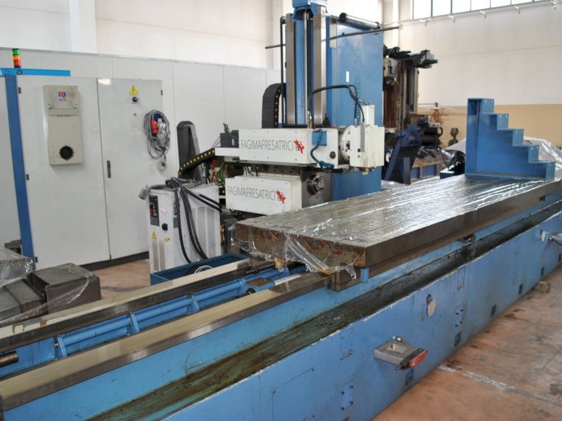 Koneen  Fagima  MMO 300 etunäkymä