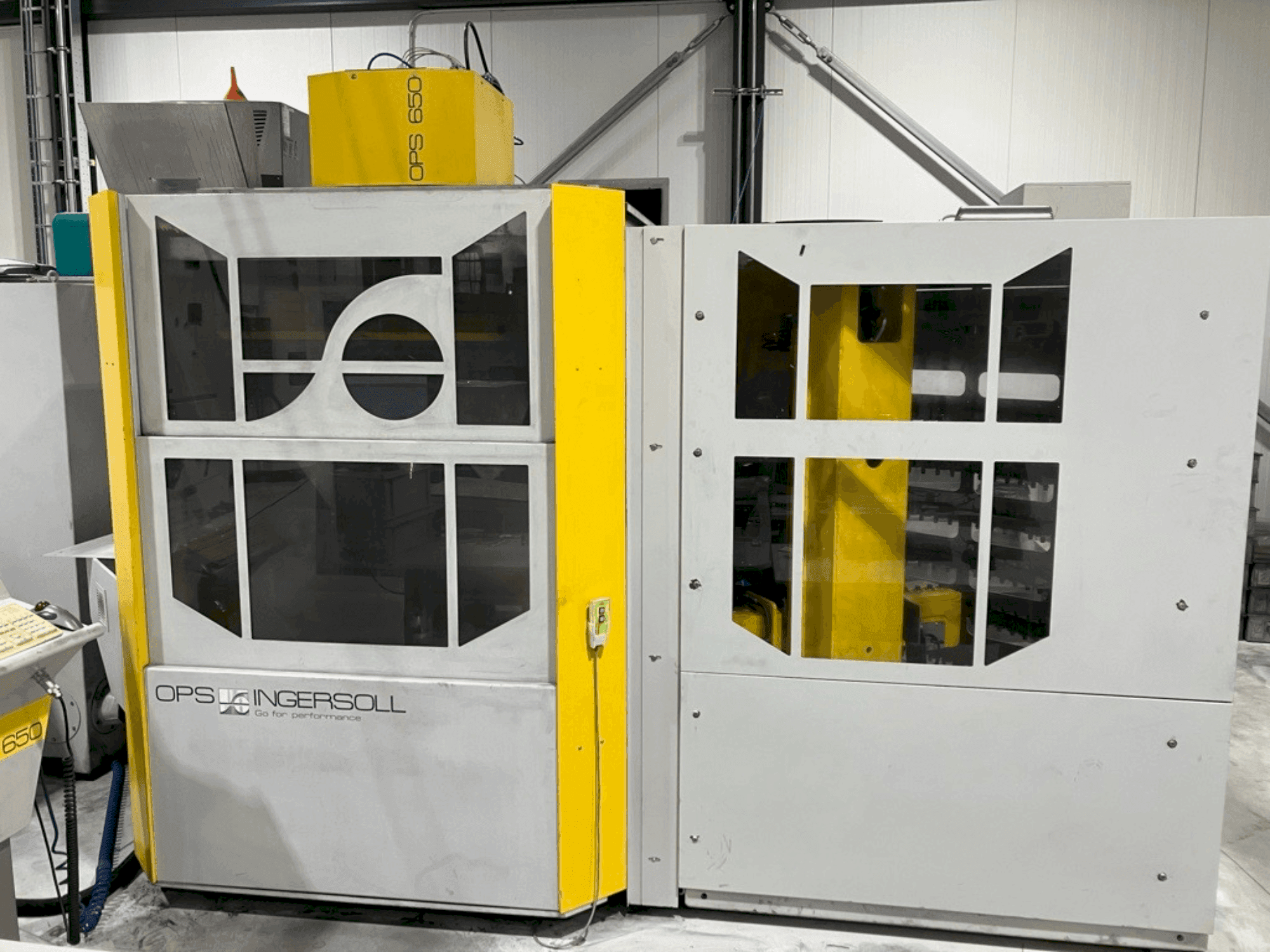 Koneen  OPS INGERSOLL 650 etunäkymä