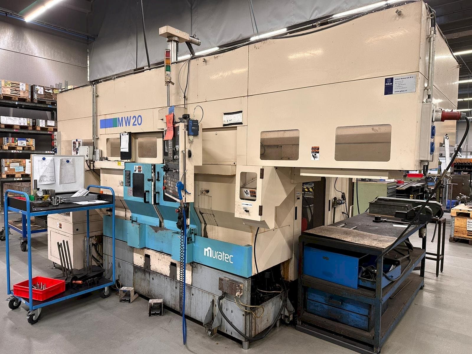 Koneen  Muratec MW20 etunäkymä