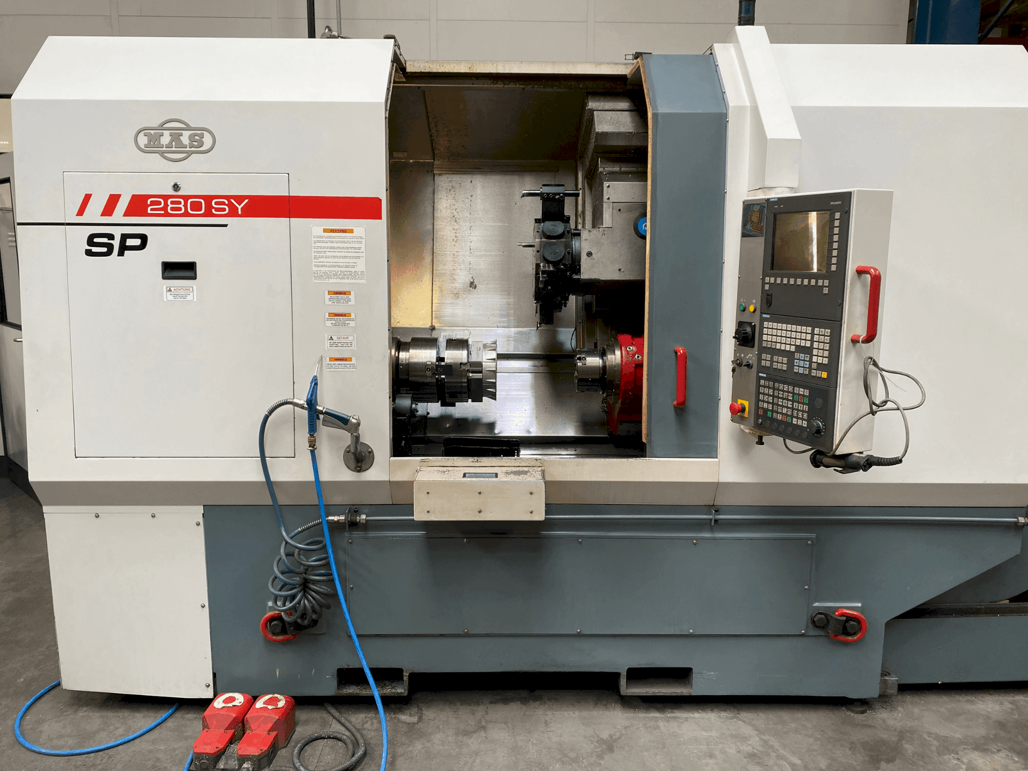 Koneen  MAS SP280 SY etunäkymä