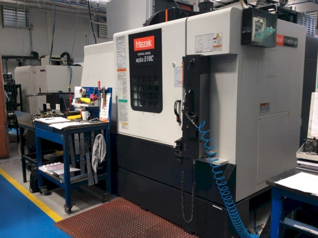 Koneen  Mazak Nexus VCN 510C etunäkymä